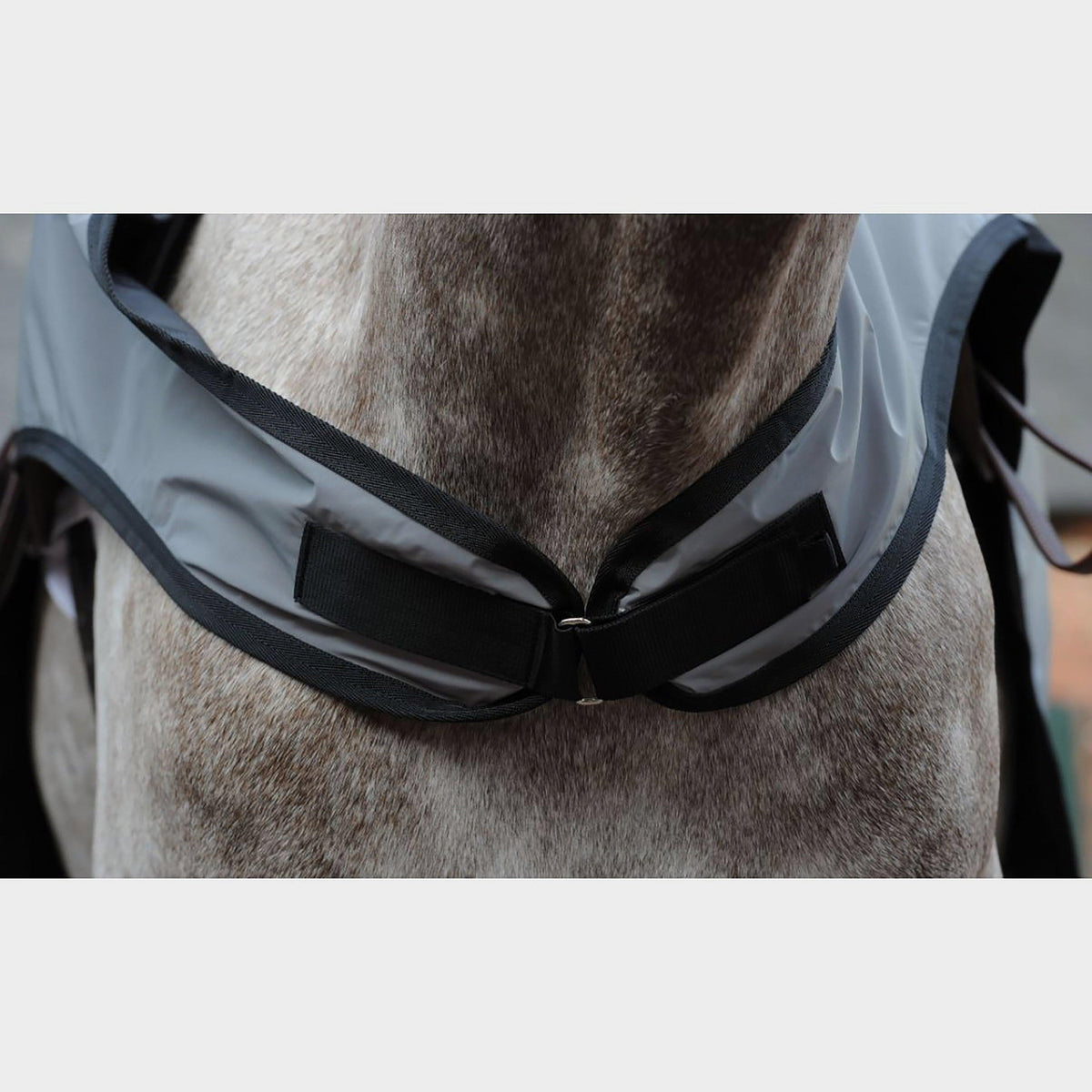 Reflective Wrap Exercise Sheet Silver/Black