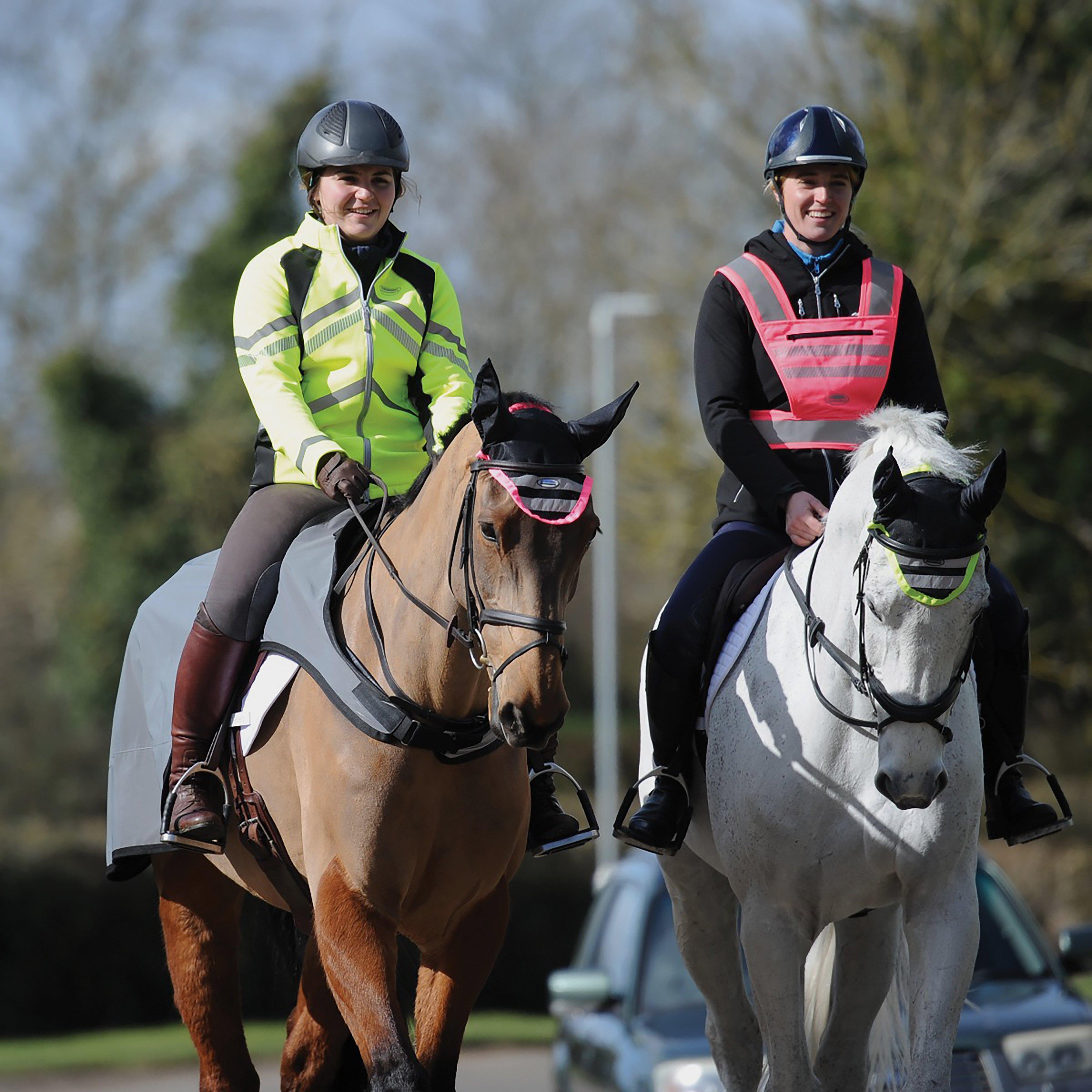 Reflective Wrap Exercise Sheet Silver/Black