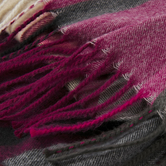 Ladies Bracken Scarf Black Check