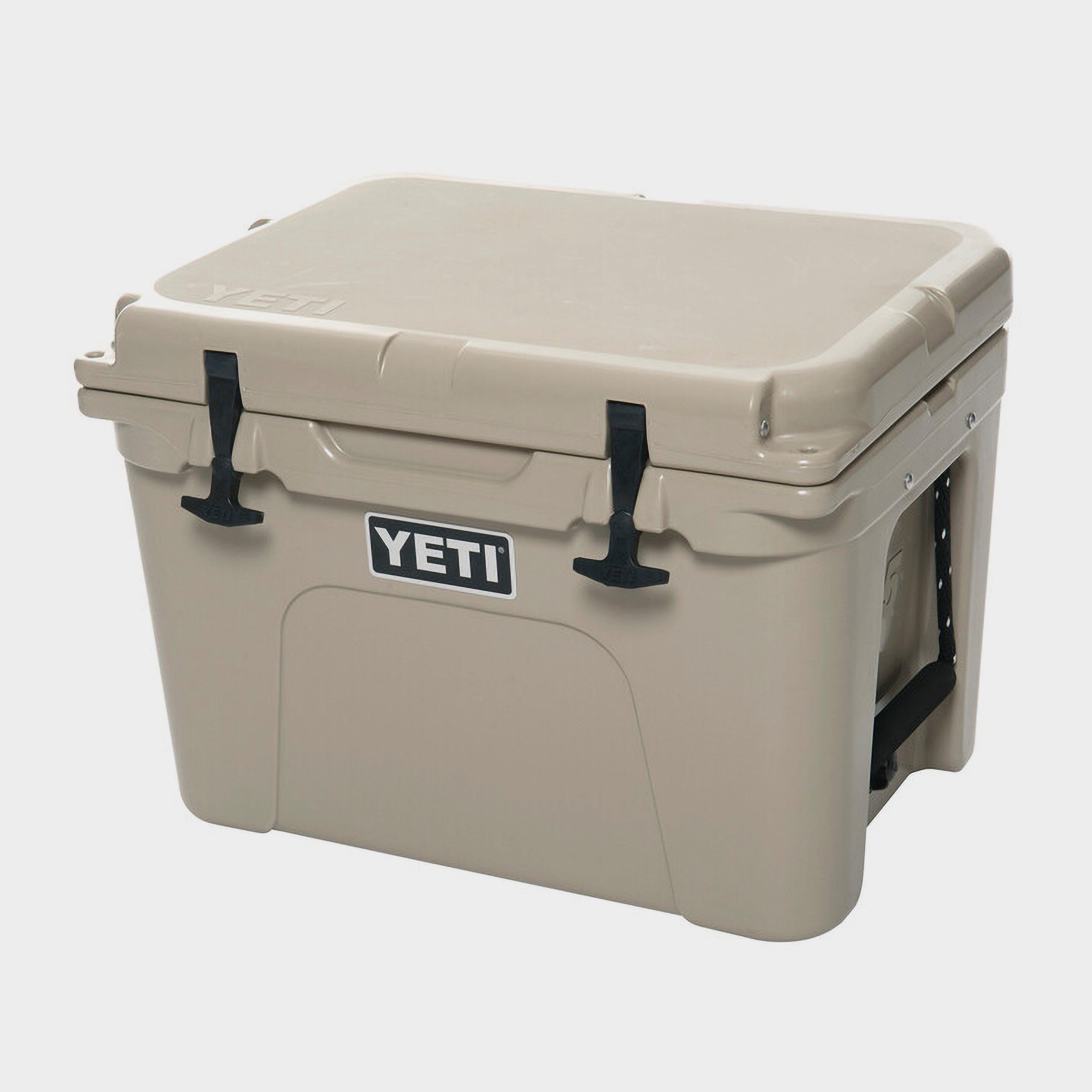 Tundra® 35 Cool Box