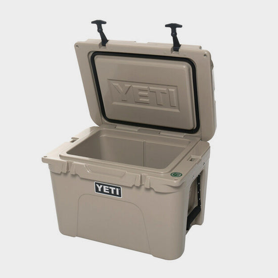 Tundra® 35 Cool Box