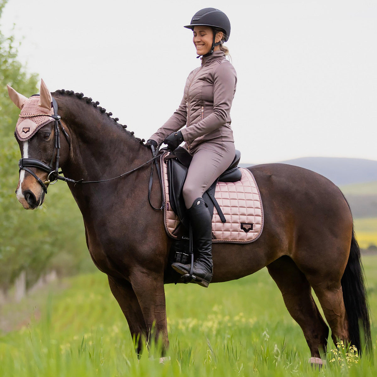 Loire Satin Dressage Saddle Pad Rose
