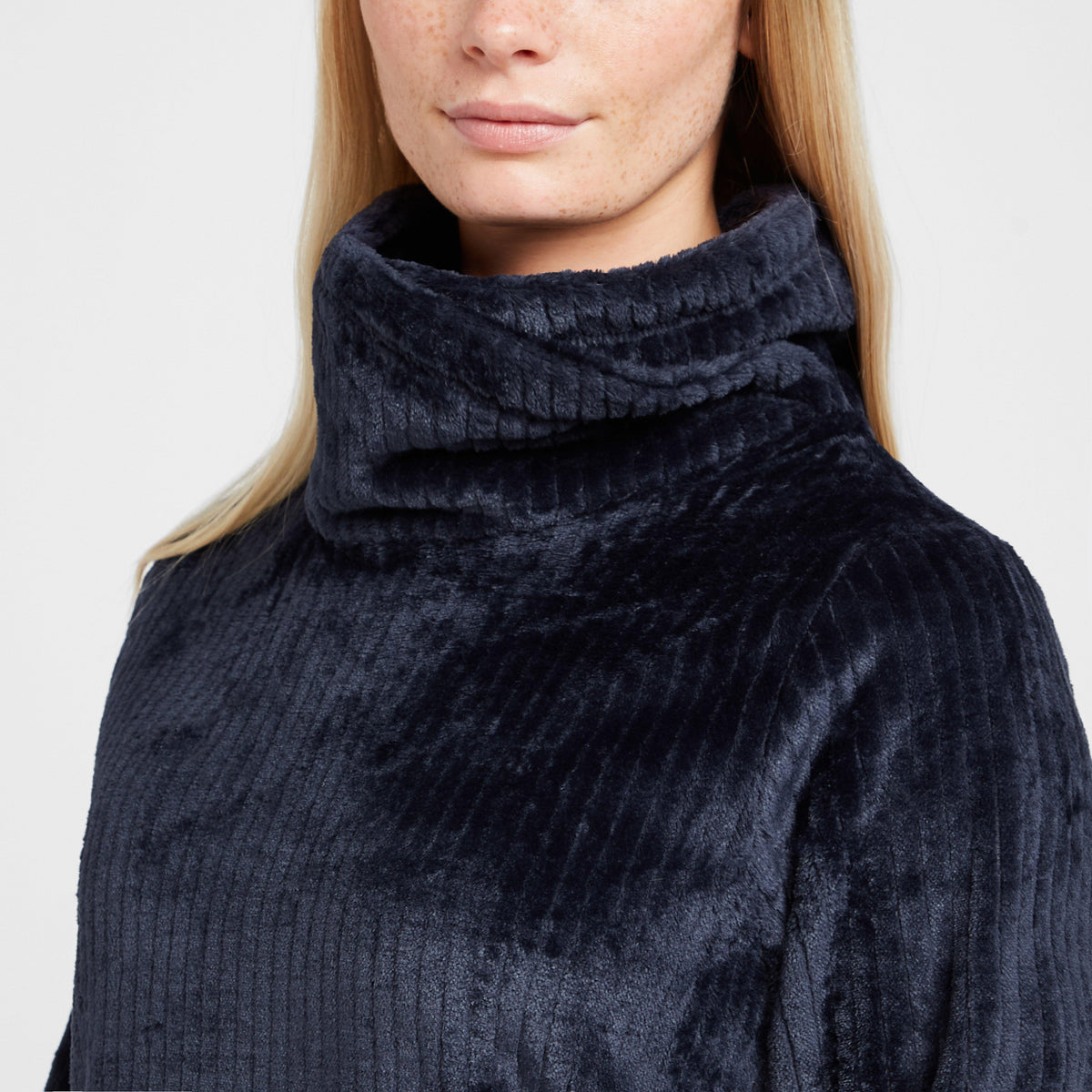 Womens Radmilla Overhead Fleece Navy