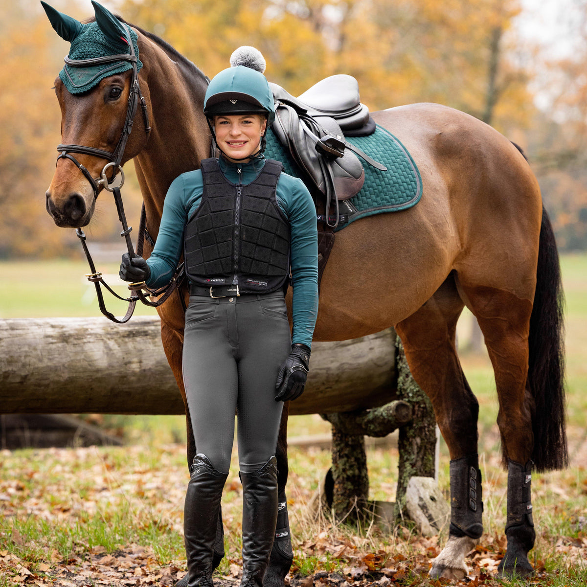 Classique Suede Close Contact Saddle Pad Spruce