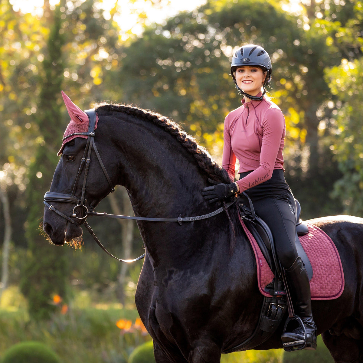 Classique Suede Dressage Saddle Pad Orchid