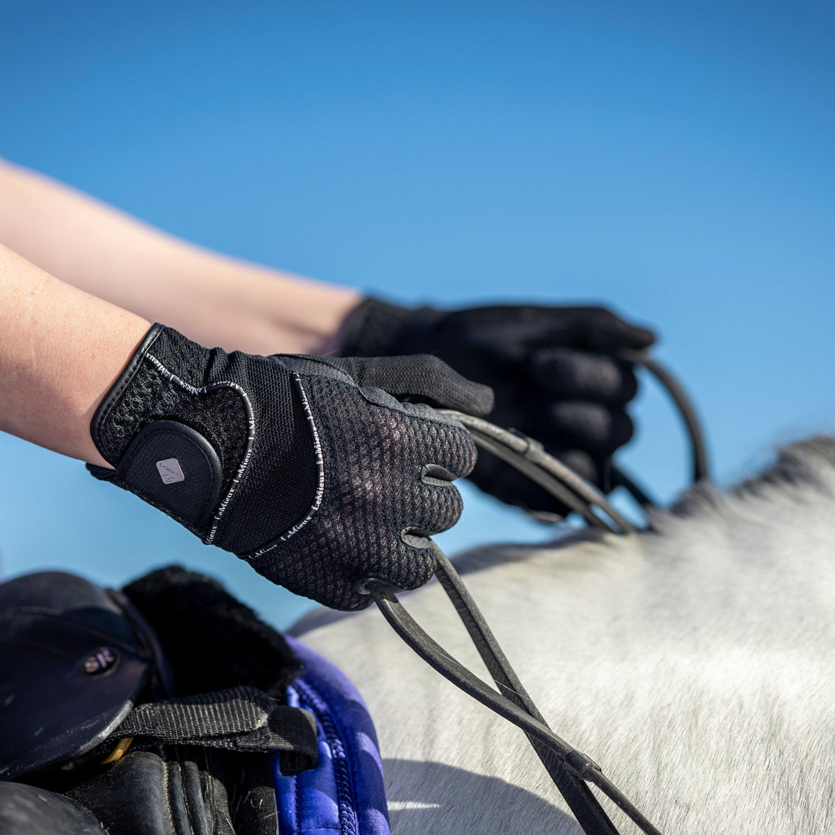 3D Mesh Riding Gloves Black
