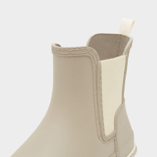 Womens Refined Stitch Detail Chelsea Wellington Boots Skimming Stone/White