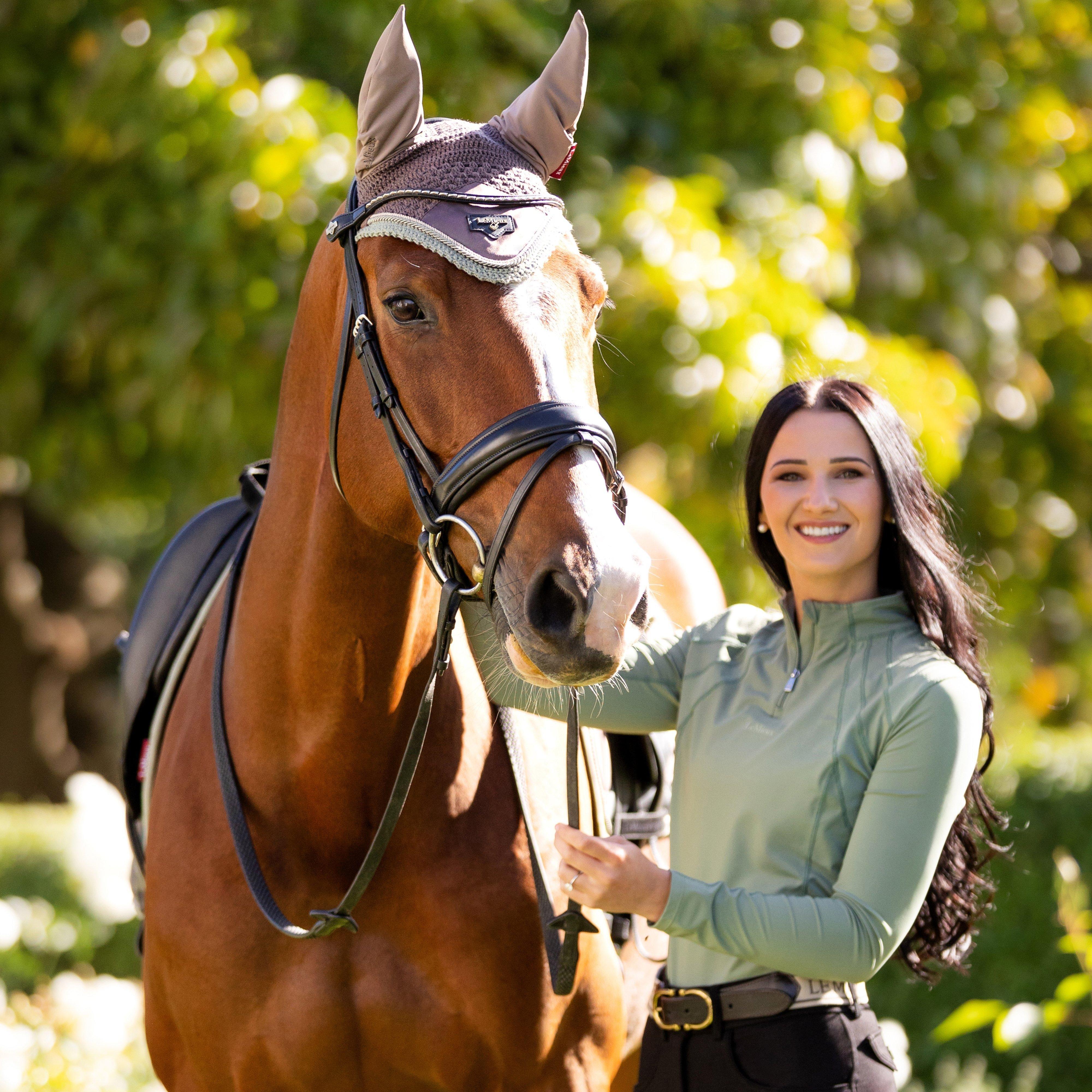 Loire Fly Veil Walnut