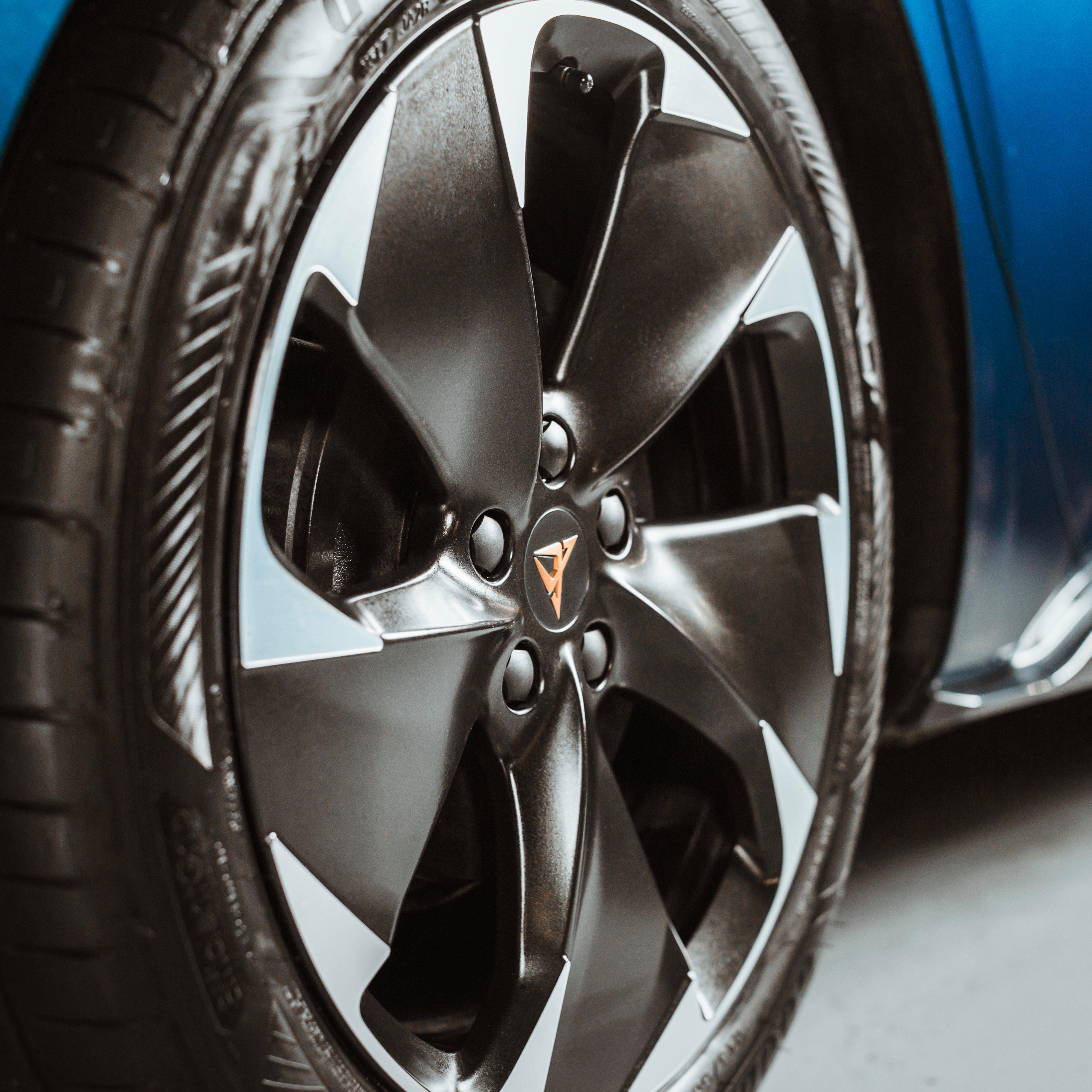 Custom Wheel Cleaner