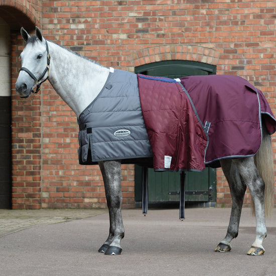 ComFiTec Plus Dynamic II Standard Neck Mediumweight 220g Turnout Rug Maroon/Grey/White