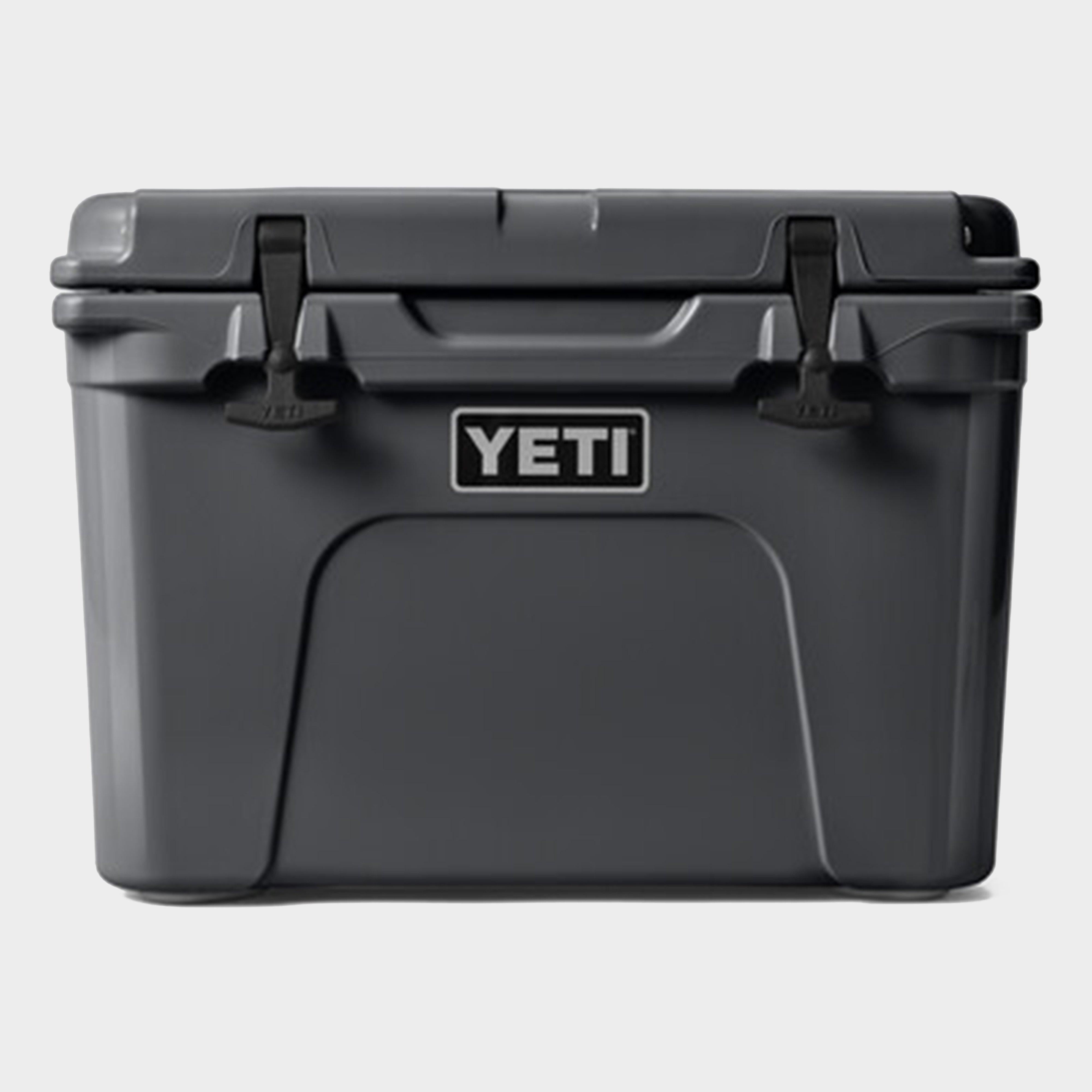 Tundra® 35 Cool Box