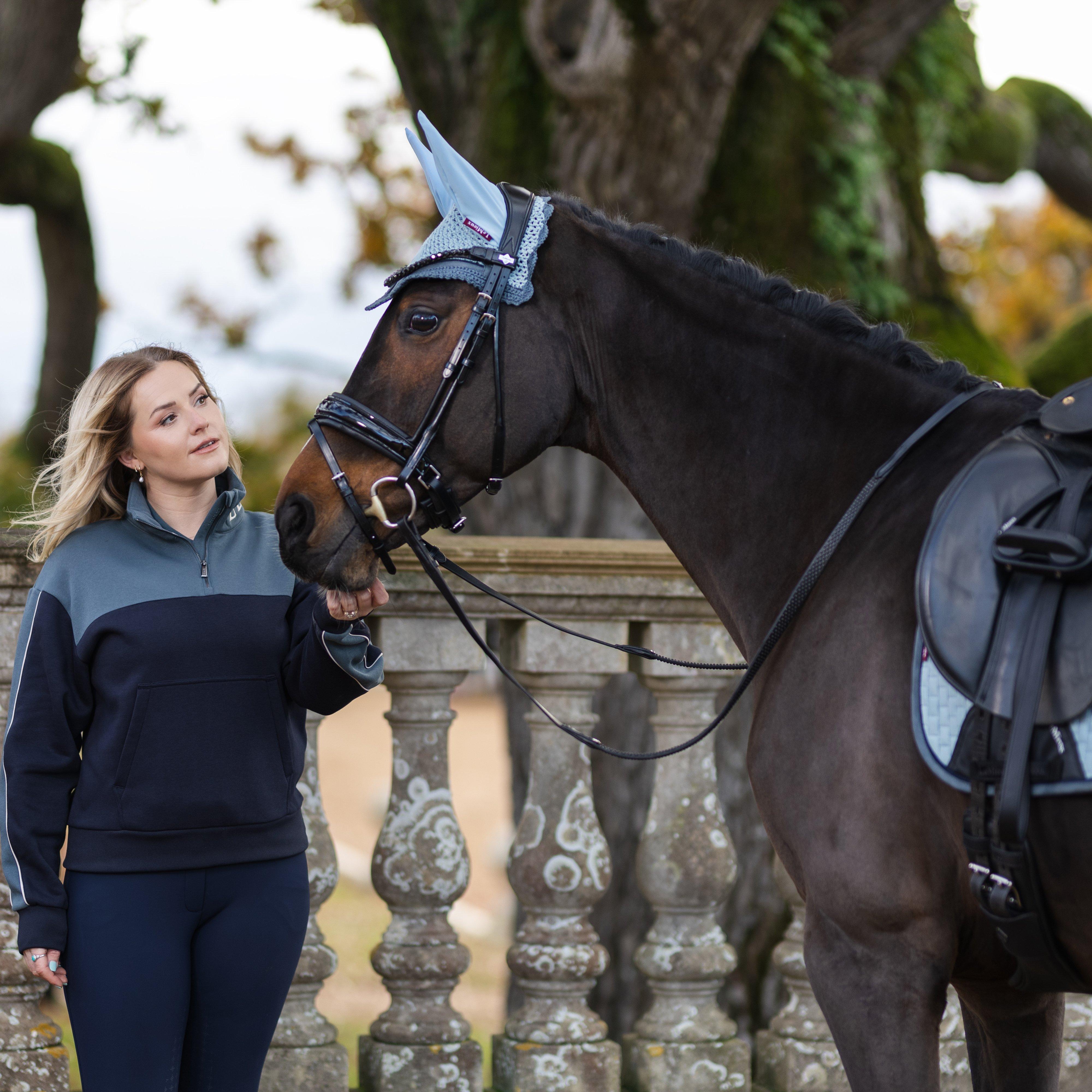Suede Dressage Saddle Pad Glacier