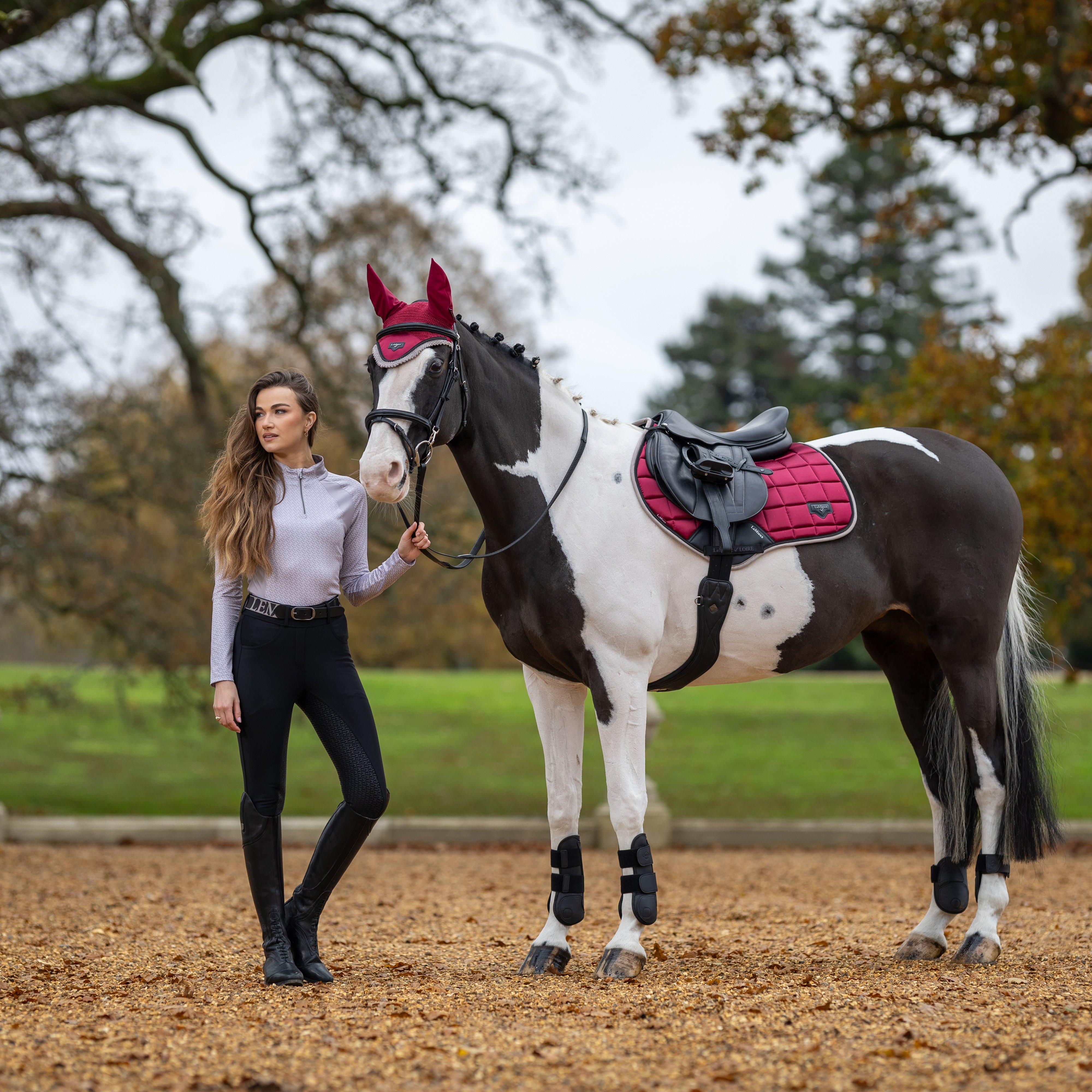 Loire Classic Close Contact Square Saddle Pad Ember