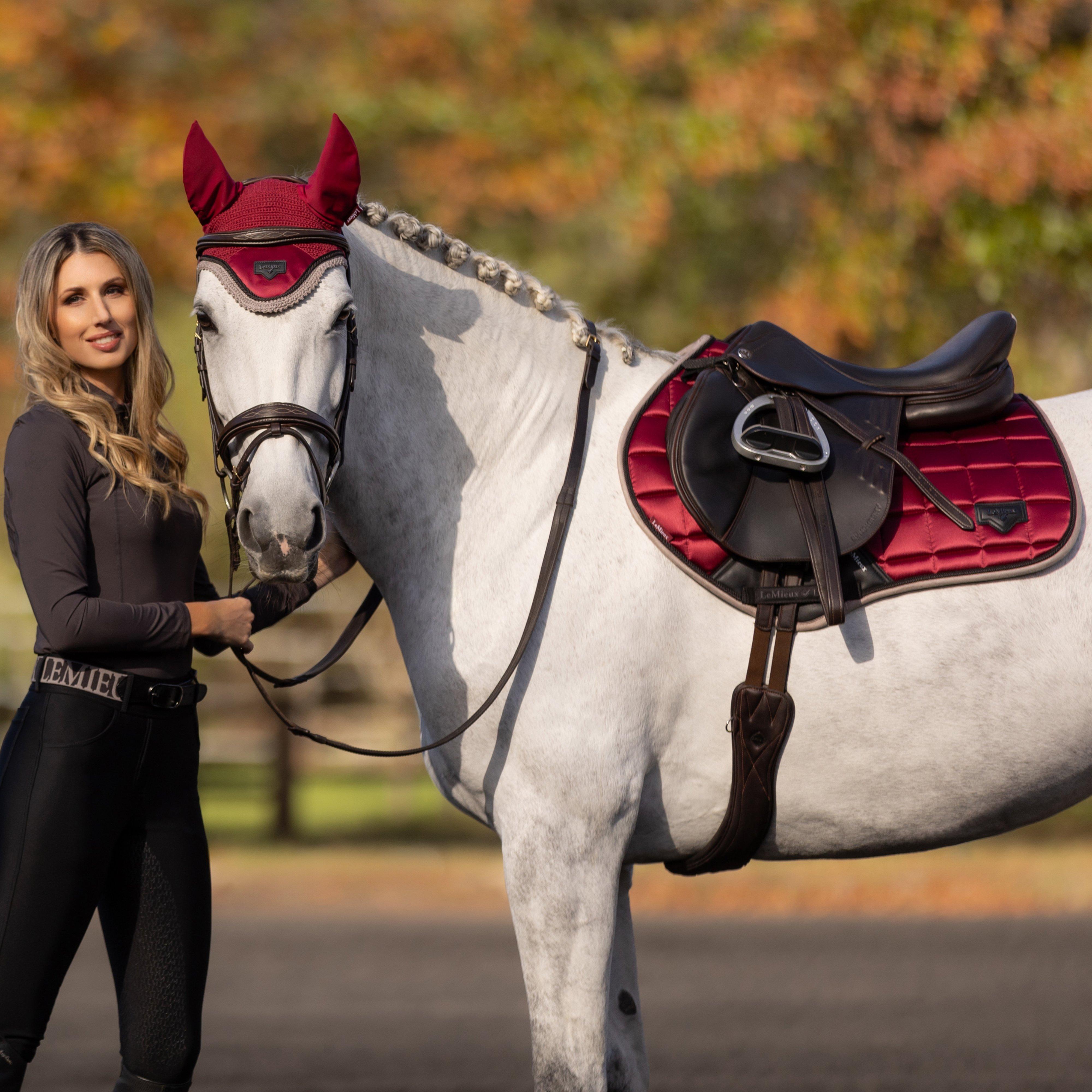 Loire Fly Hood Ember