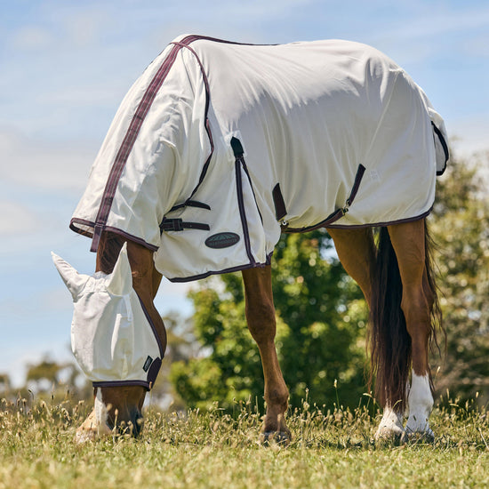 ComFiTec Essential Mesh II Combo Neck Fly Rug White/Maroon/Grey