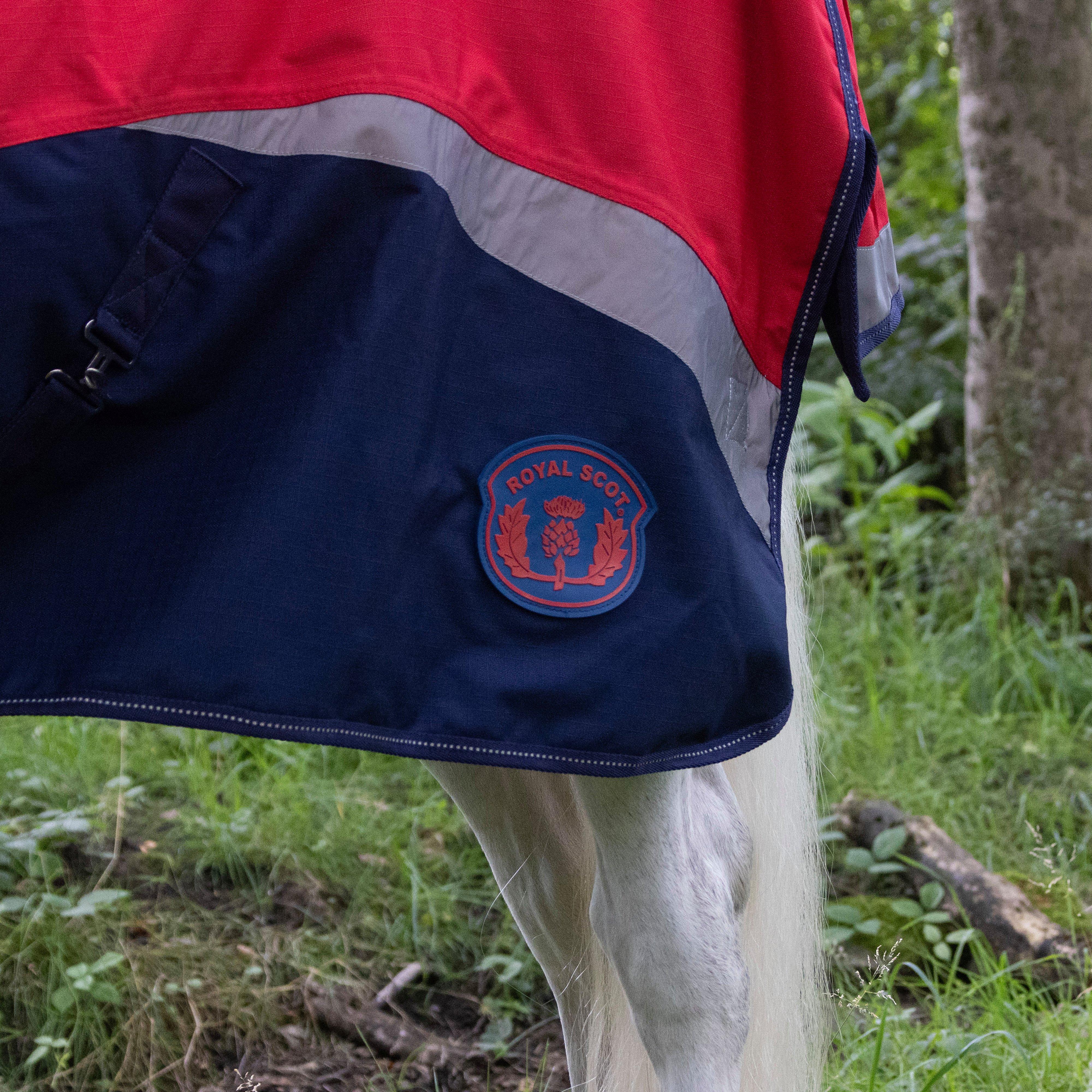 Pro 100g Turnout Rug Red/Navy