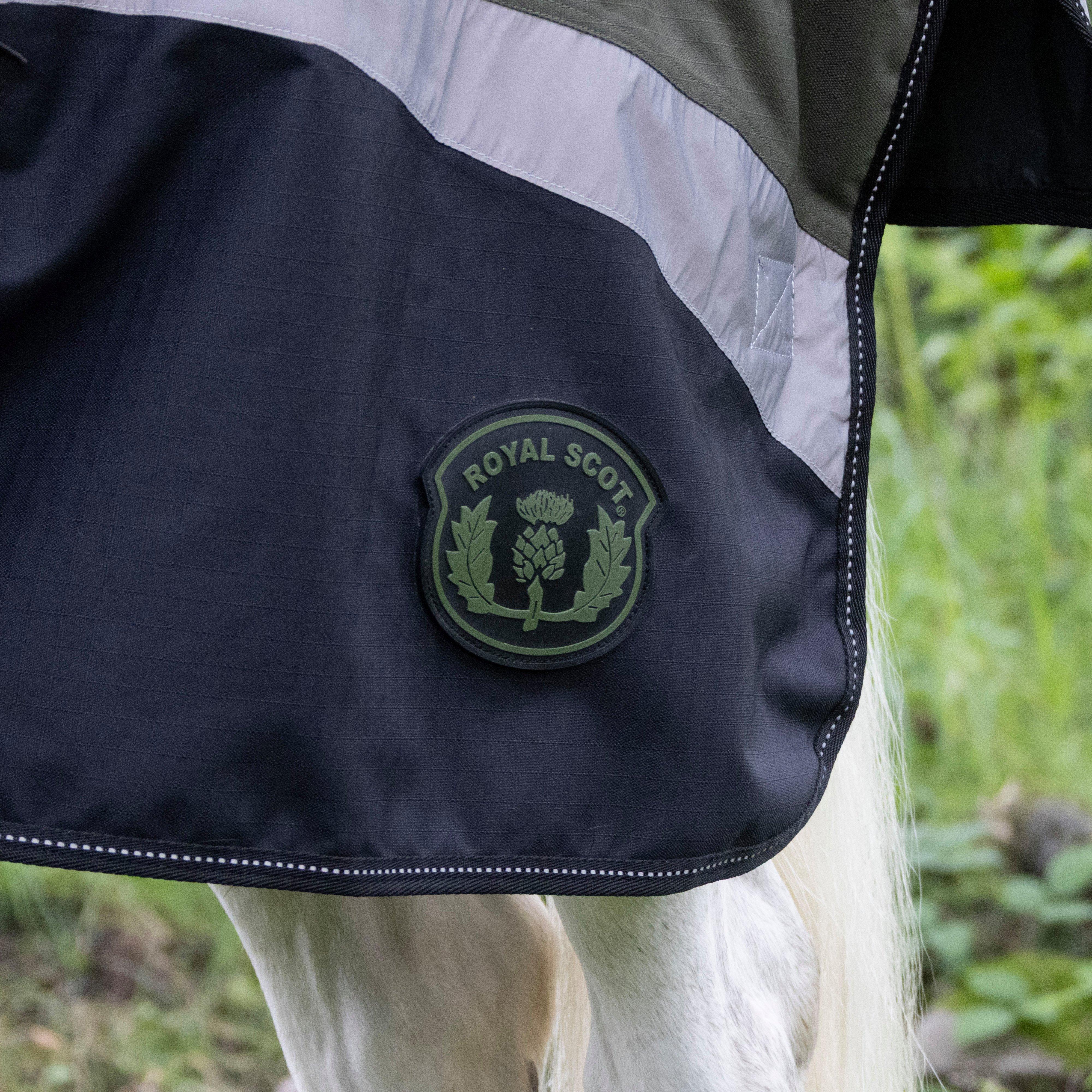 Pro 200g Turnout Rug Olive/Black