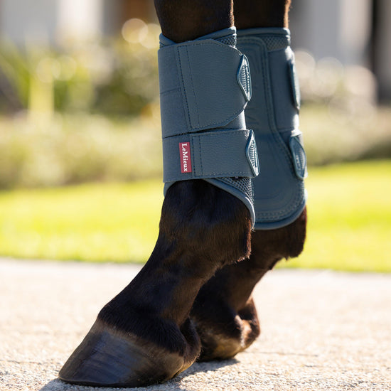 Arika Mesh Brushing Boots Jungle