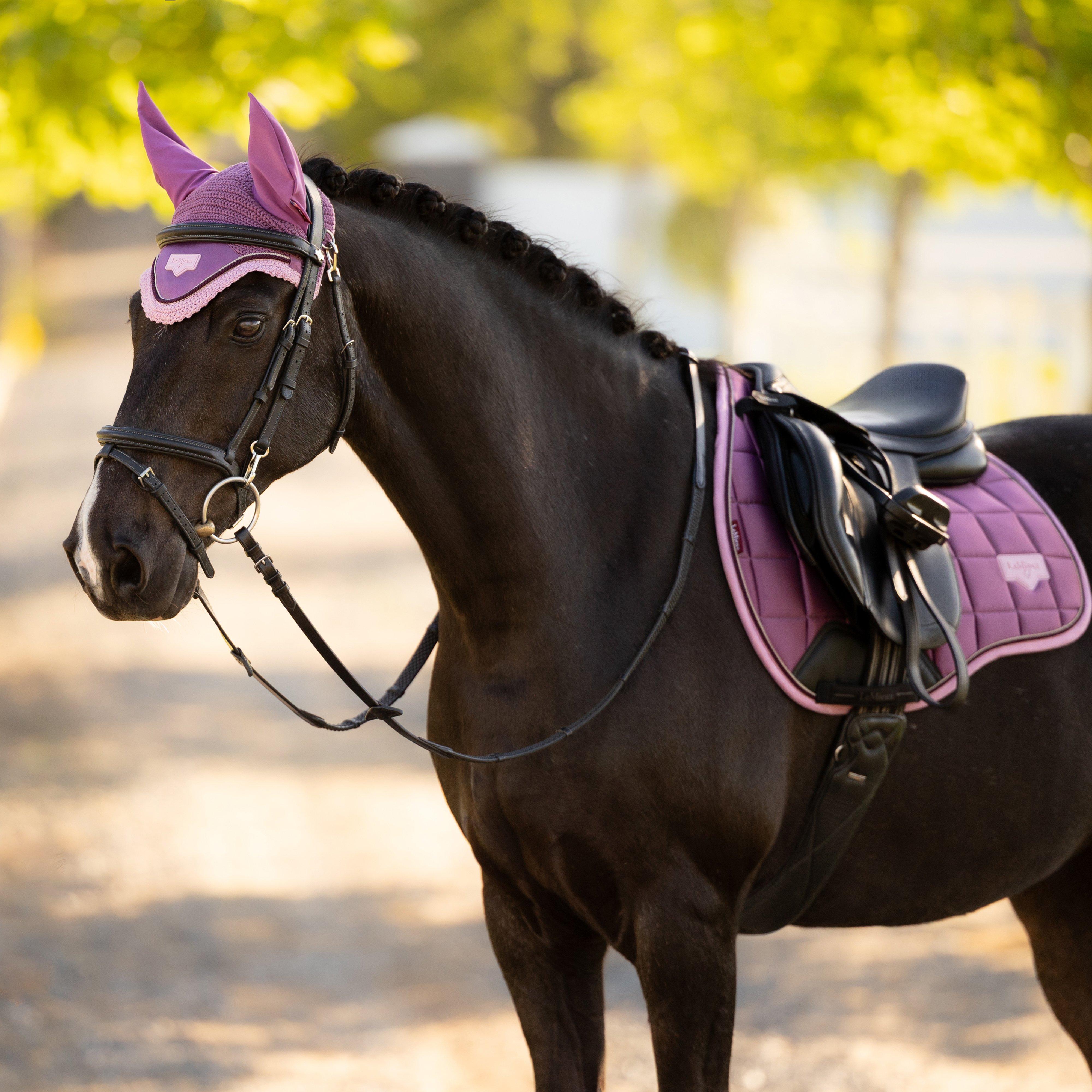 Loire Fly Hood Mallow