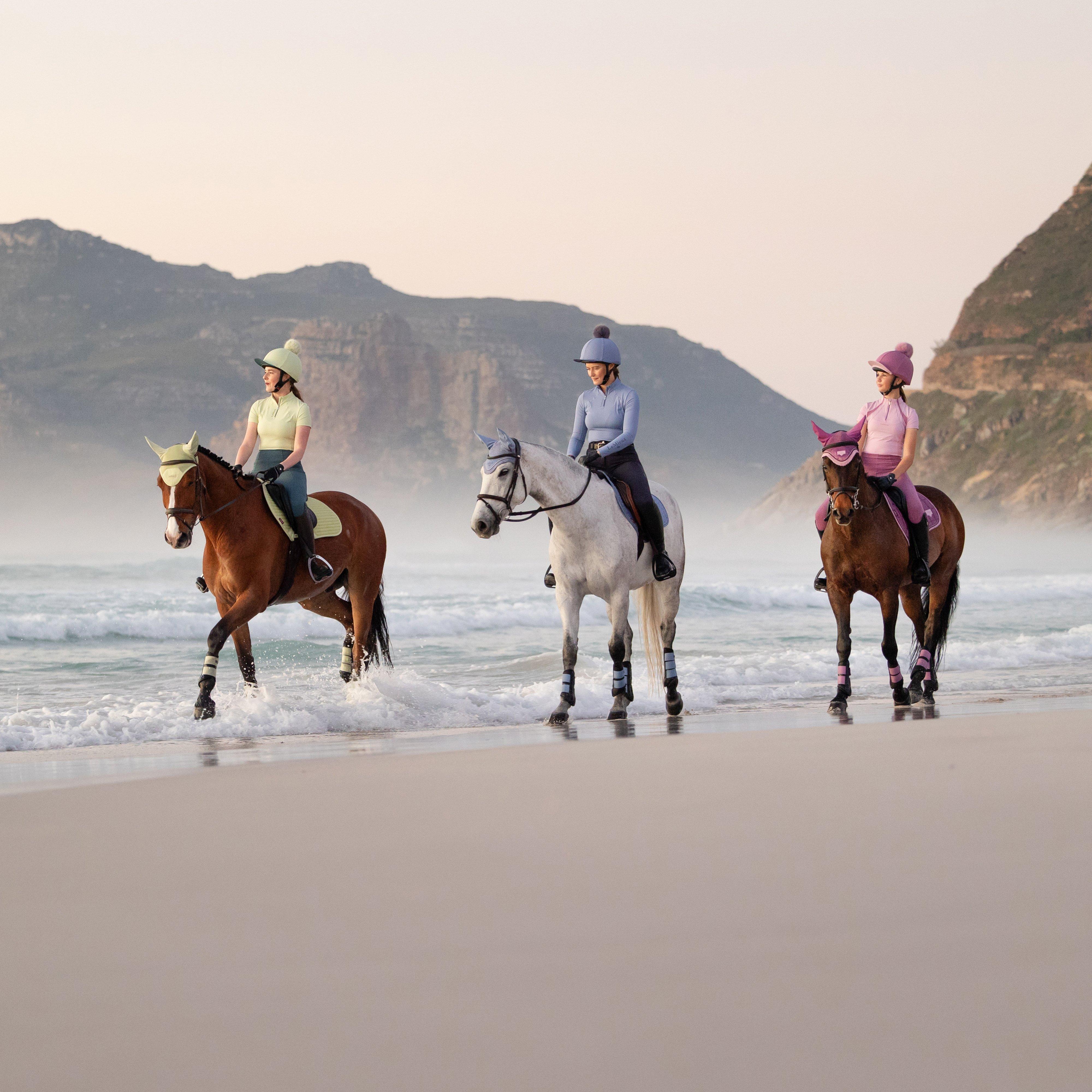 Suede Close Contact Saddle Pad Powder Blue