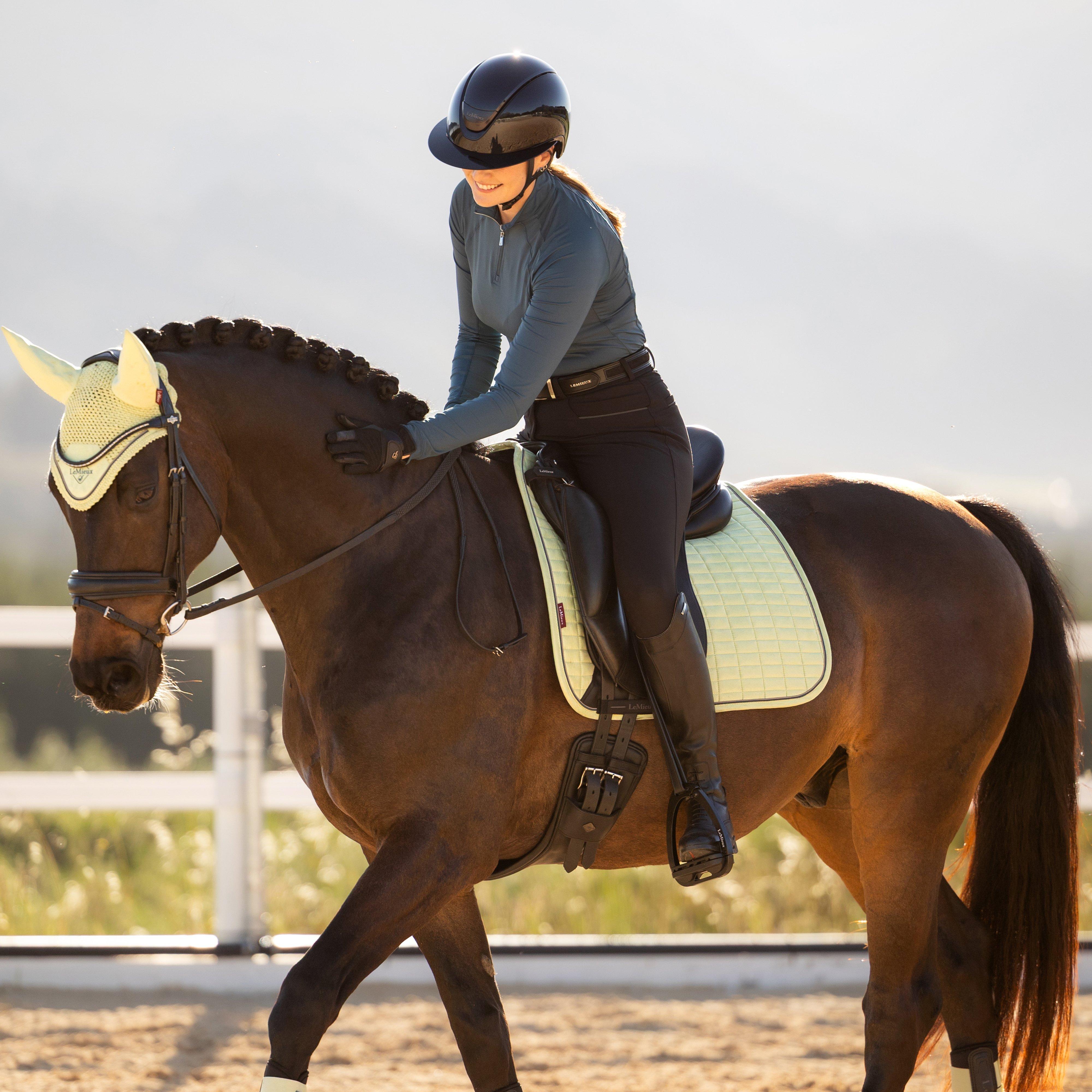 Suede Dressage Saddle Pad Macaron
