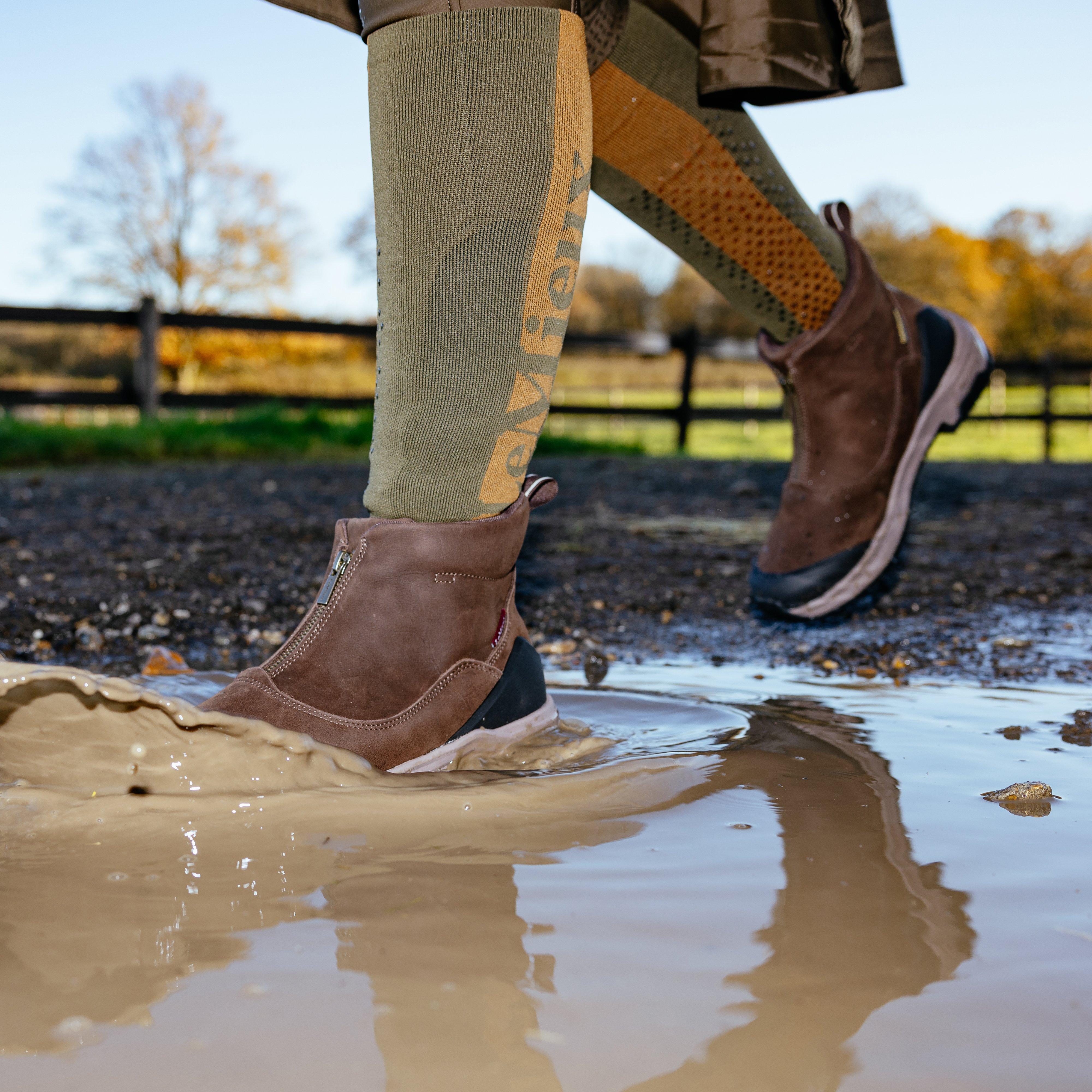 Women's Trex Zip Waterproof Boots Brown