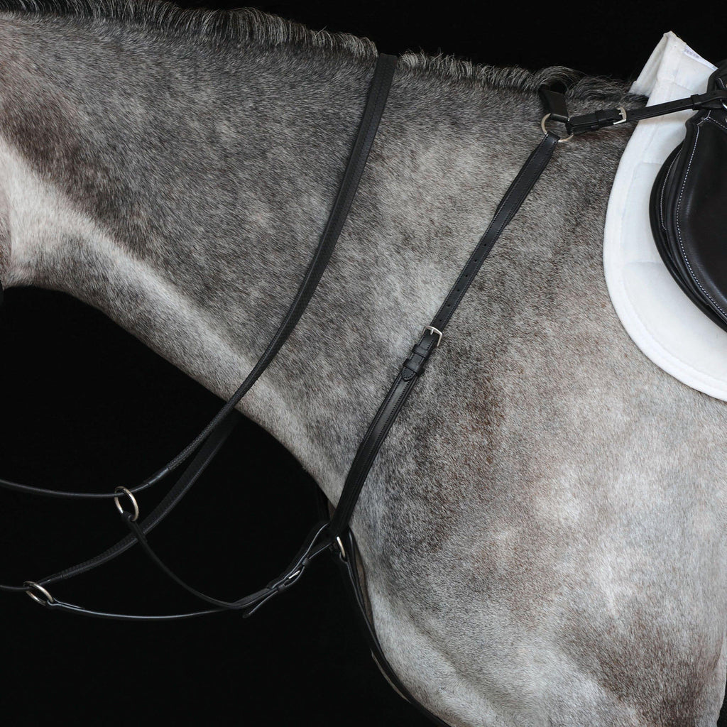 Hunter Breastplate IV Black