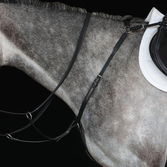Hunter Breastplate IV Black