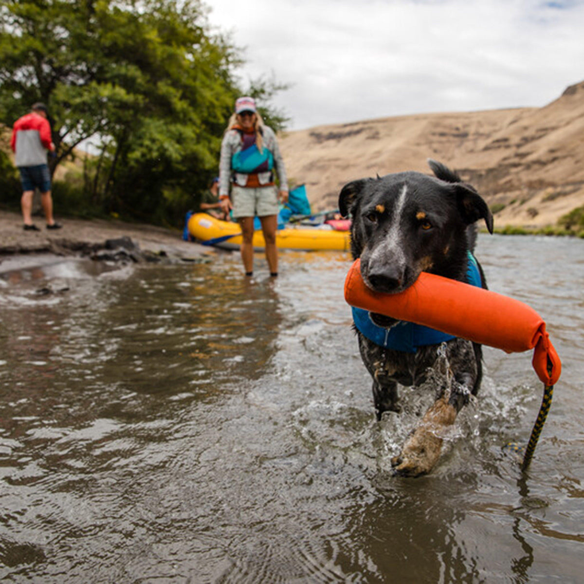 Lunker Floating Throw Toy Campfire Orange