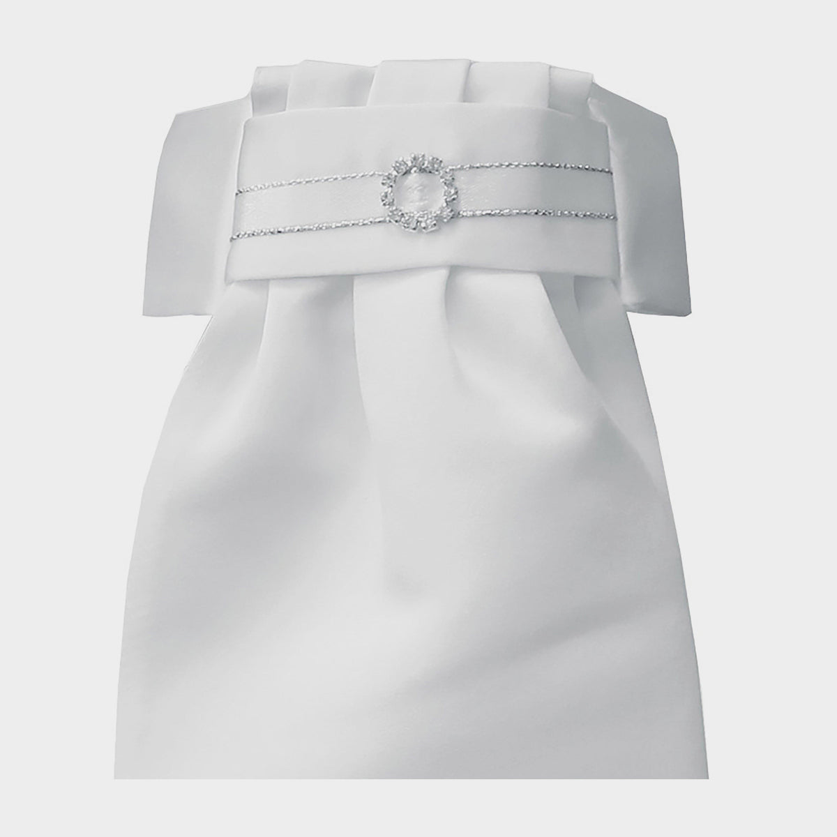 Diamonte Circle Deluxe Ready Tied Stock White
