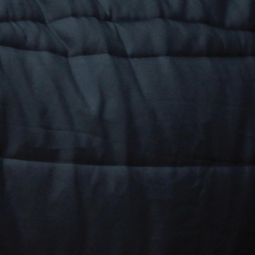 ComFiTec Therapy-Tec Channel Quilt 220g Medium Weight Detach-A-Neck Stable Rug Black/Red/Silver