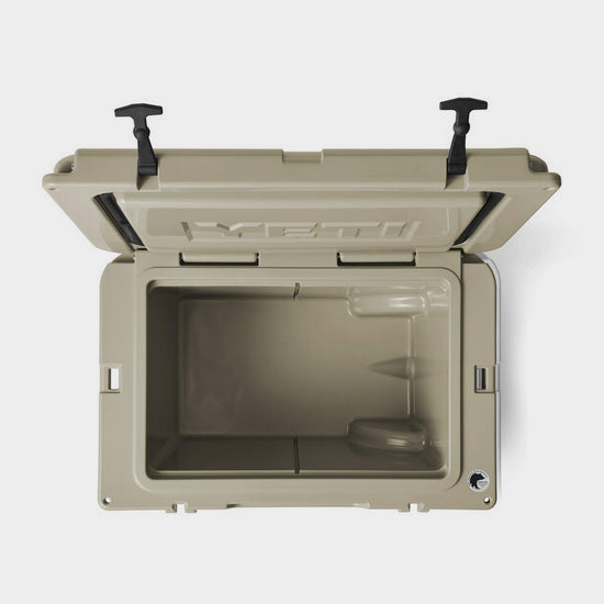 Tundra® 35 Cool Box
