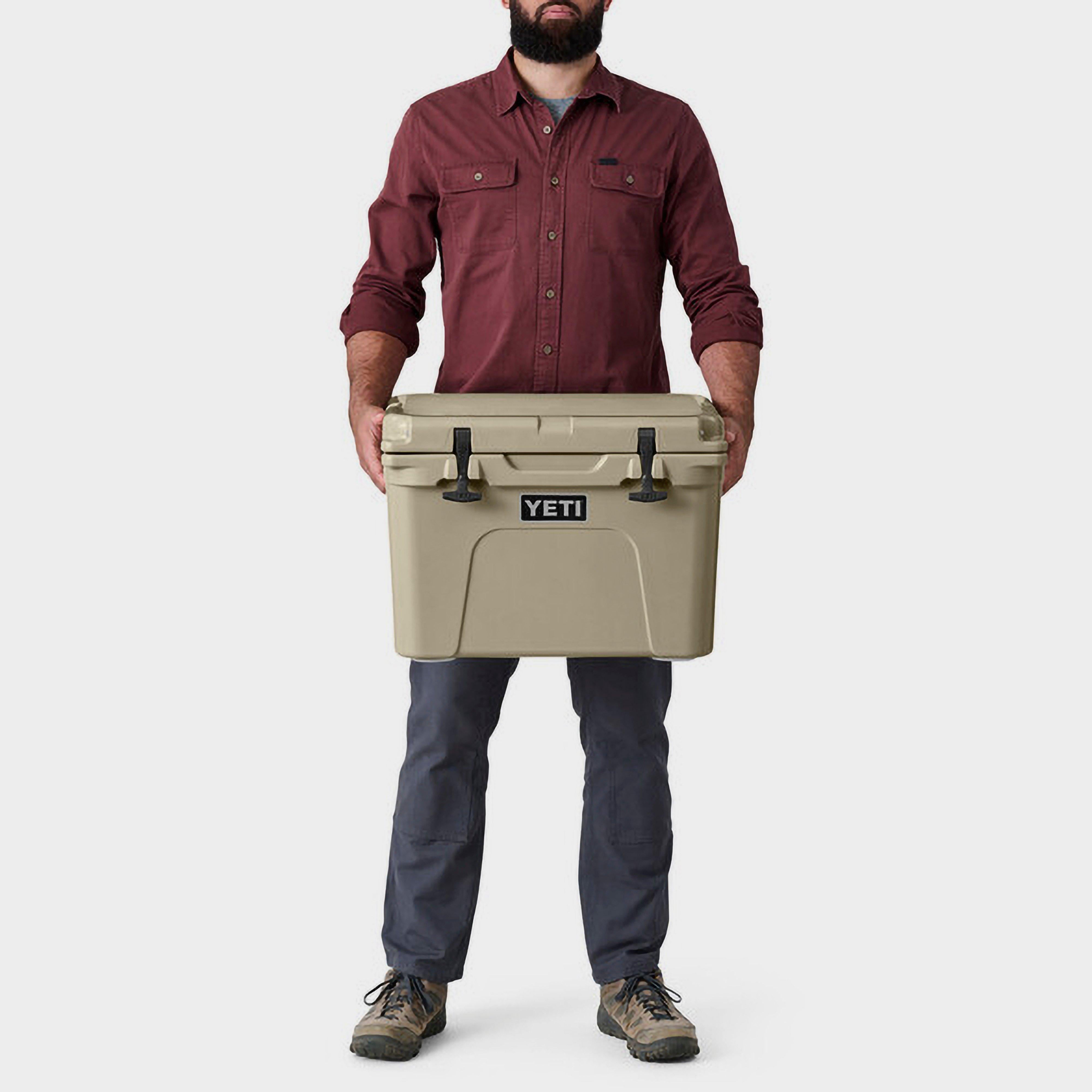 Tundra® 35 Cool Box