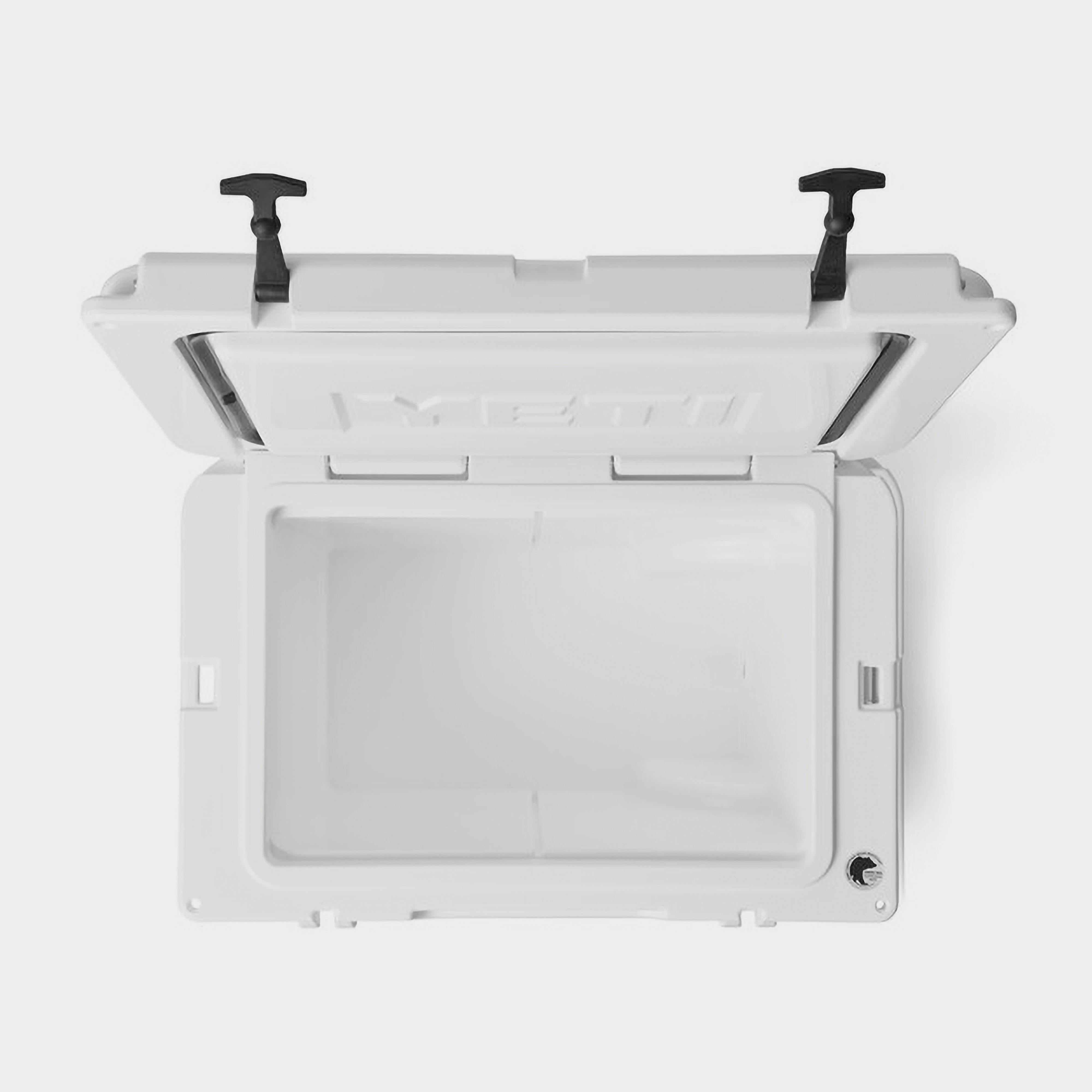 Tundra® Cool Box 35L