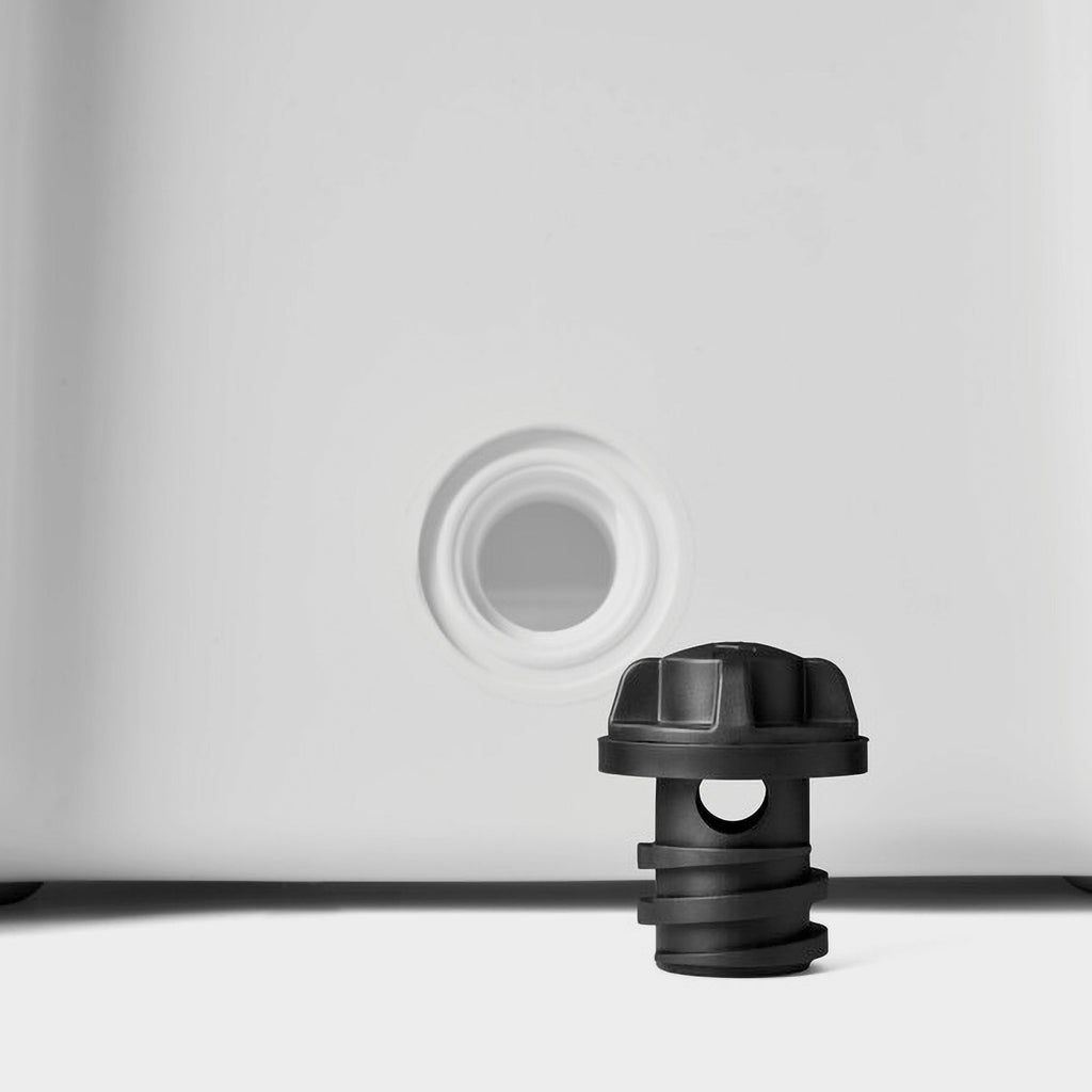 Tundra® Cool Box 35L