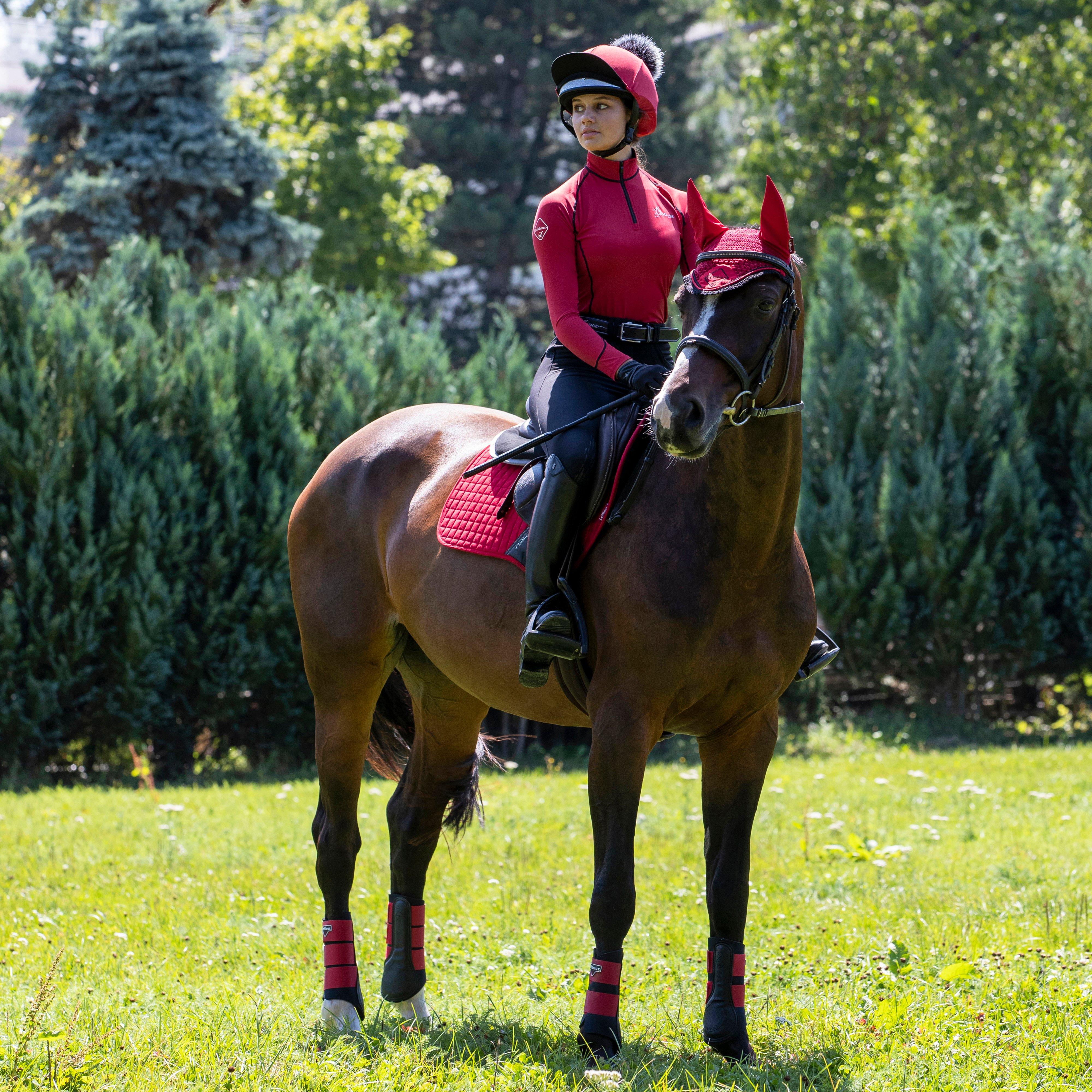 Suede Close Contact Square Chilli