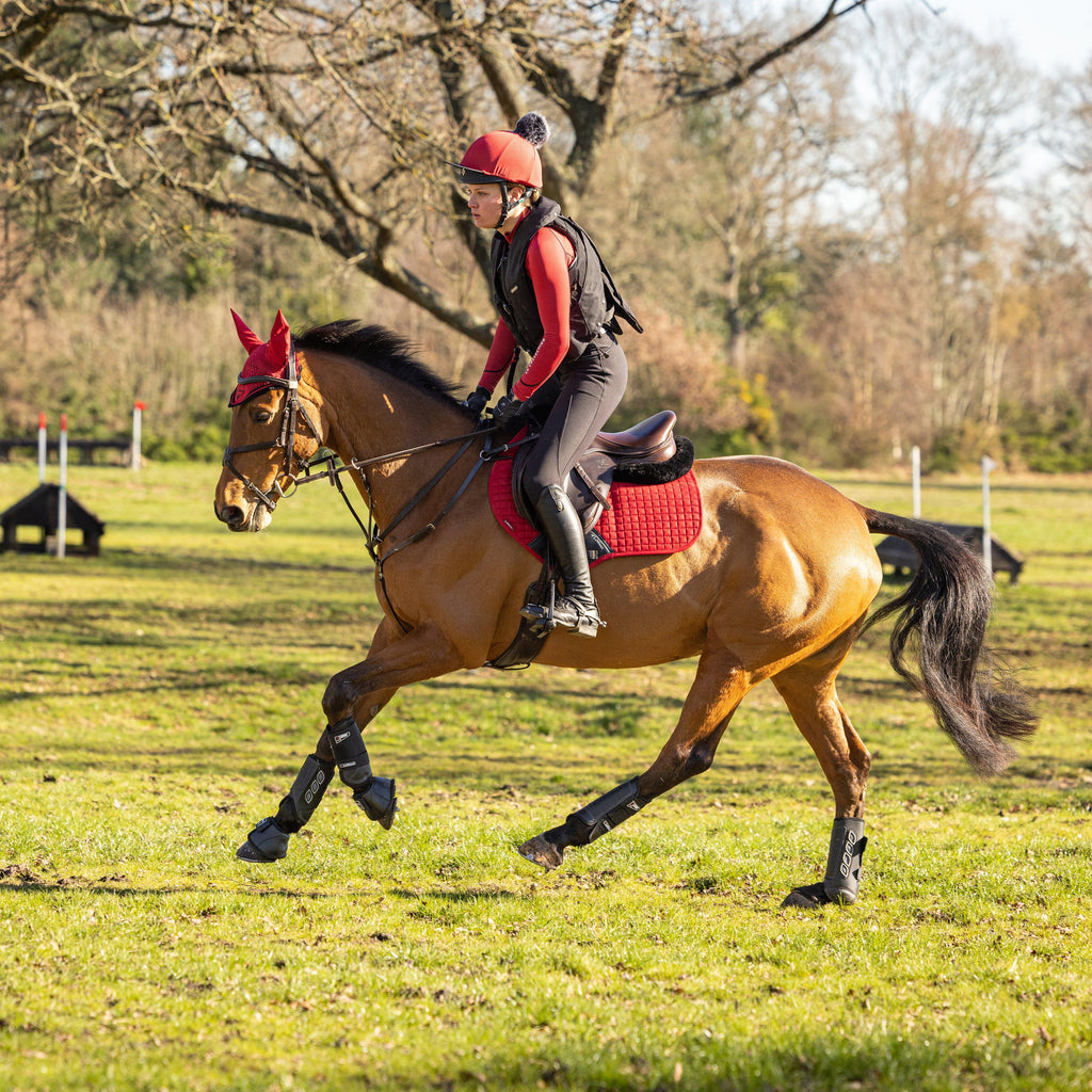 Suede Close Contact Square Chilli