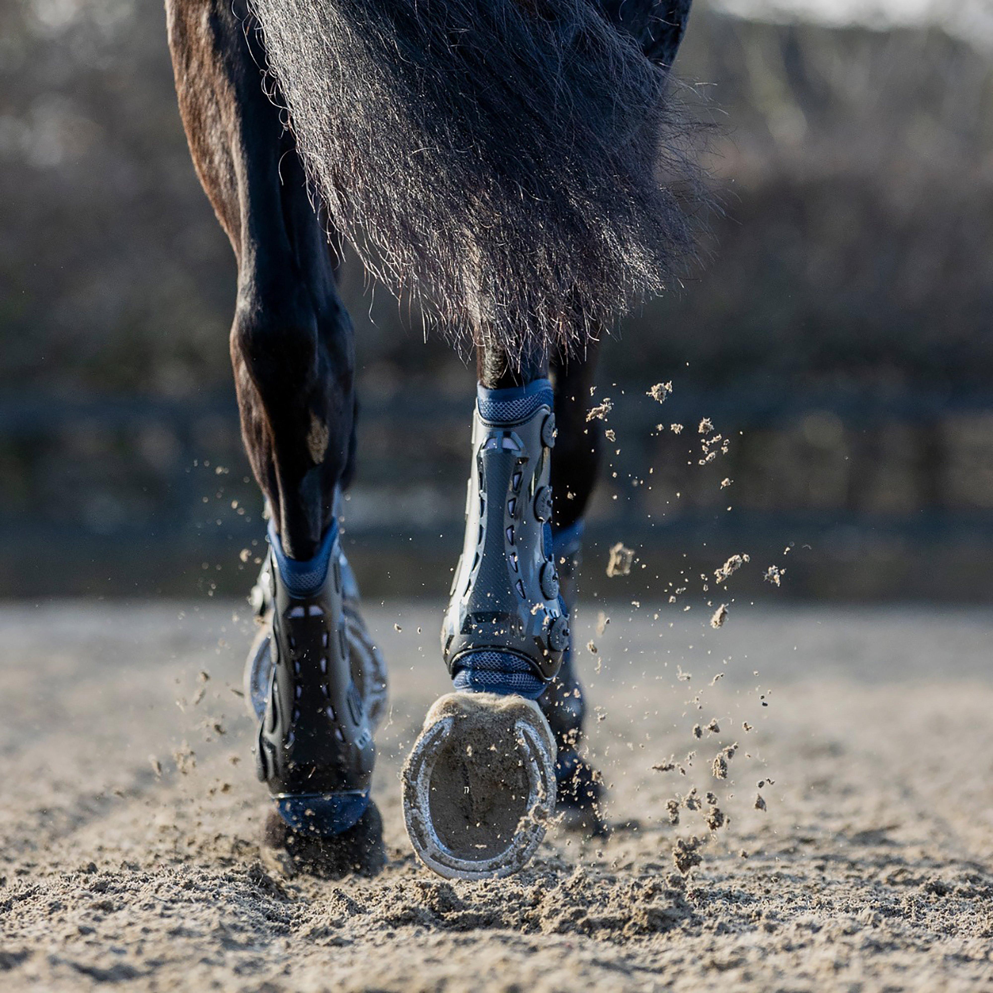 Ultra Mesh Snug Front Boots Navy