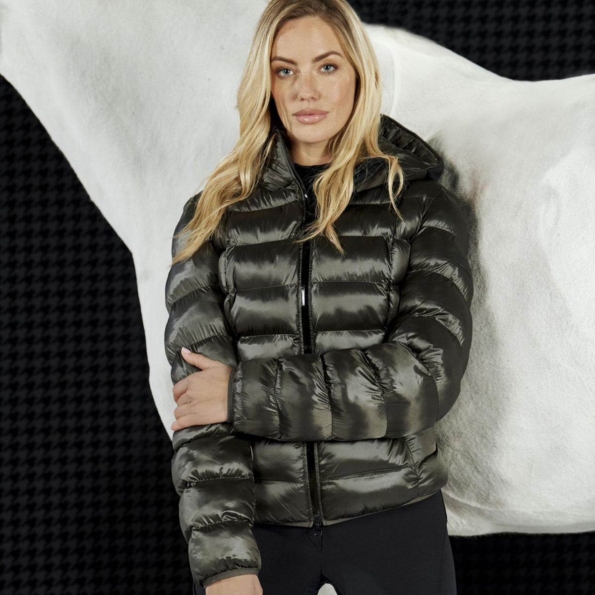 Womens Suri Jacket Black Olive