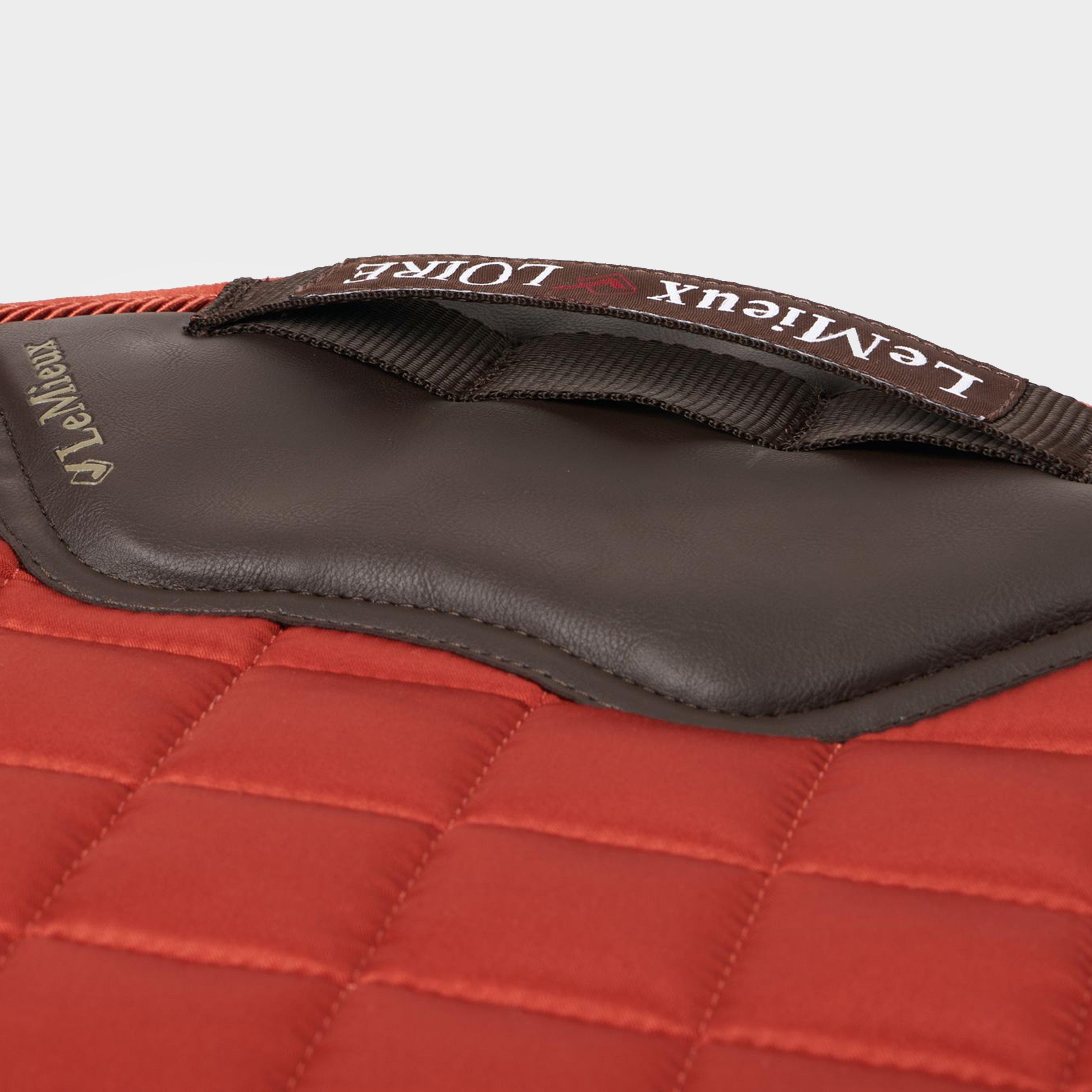 Loire Close Contact Saddle Pad Sienna