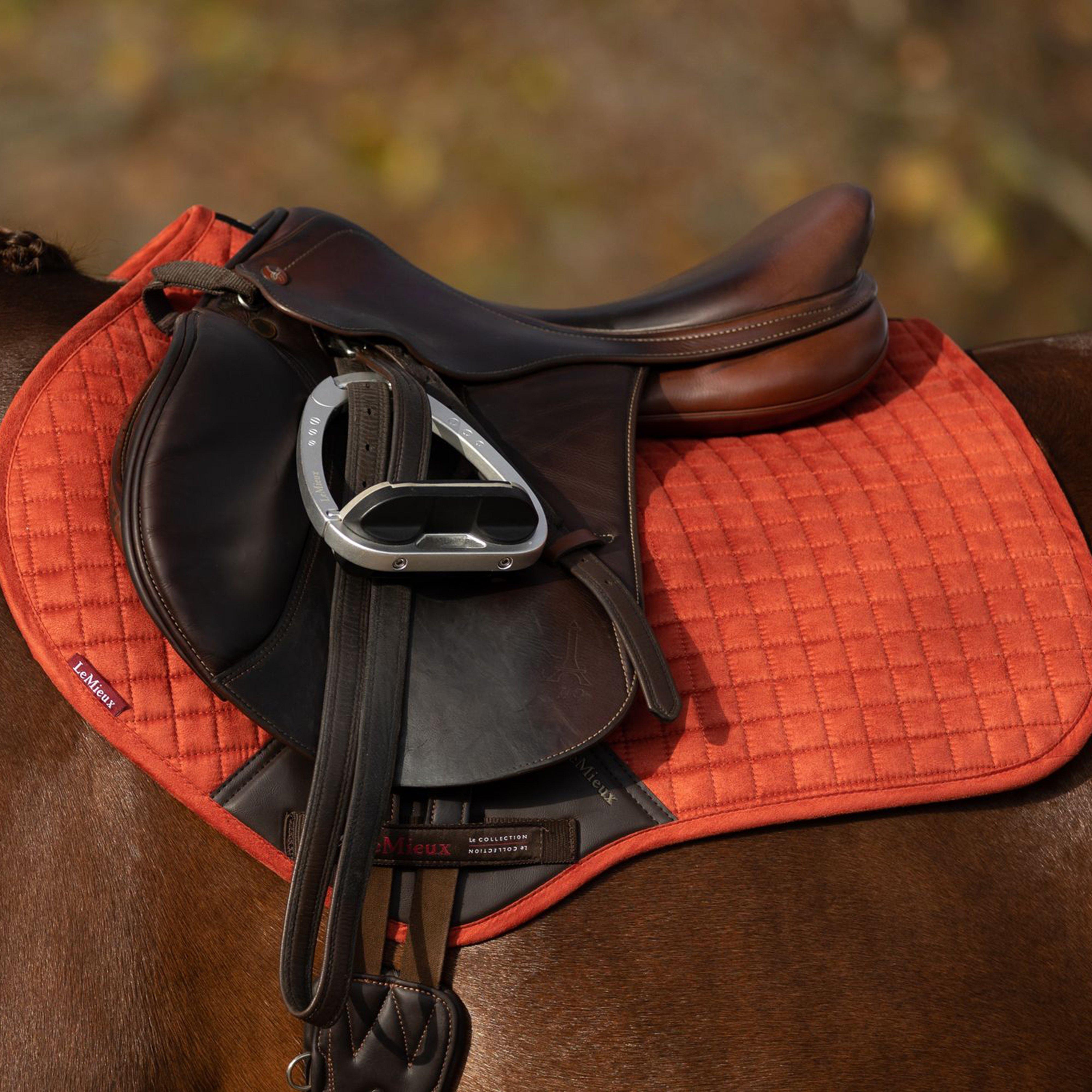 Suede Close Contact Square Saddle Pad Sienna