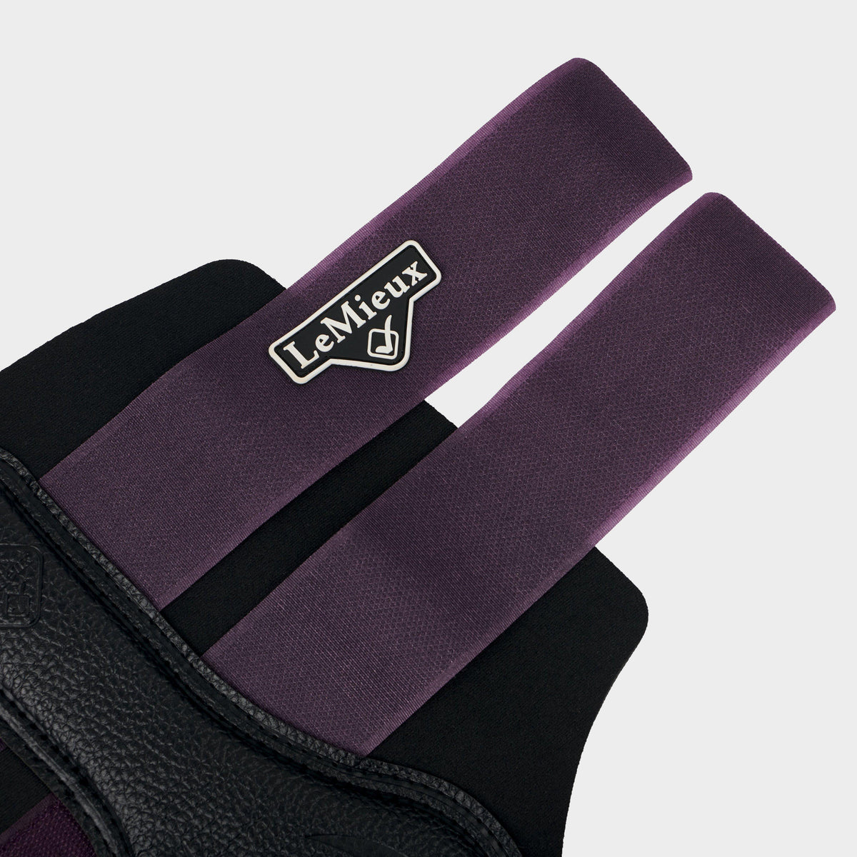 Grafter Brushing Boots Fig