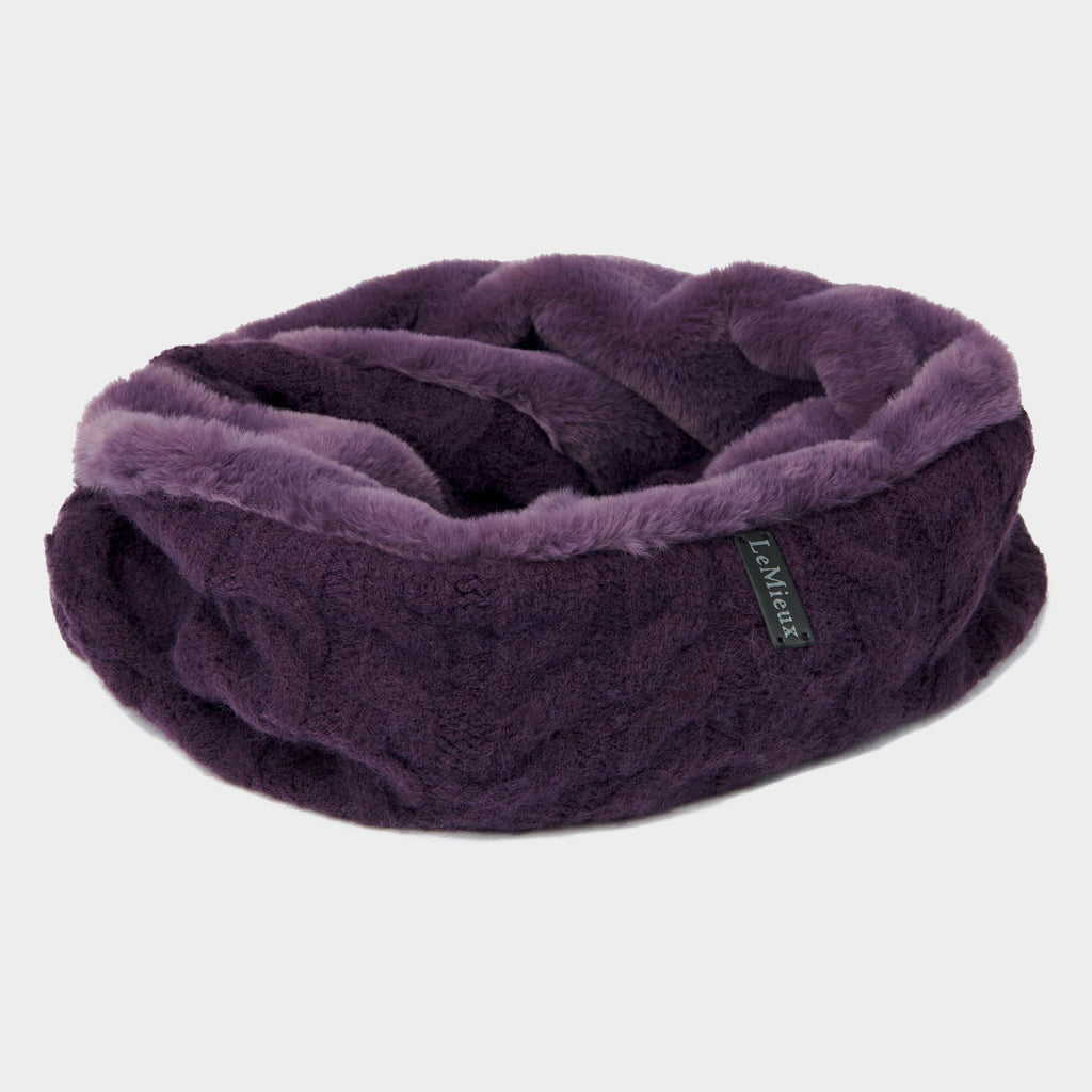 Cable Knit Snood Fig