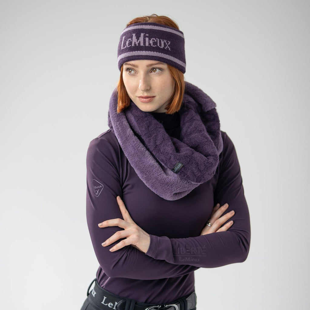 Cable Knit Snood Fig