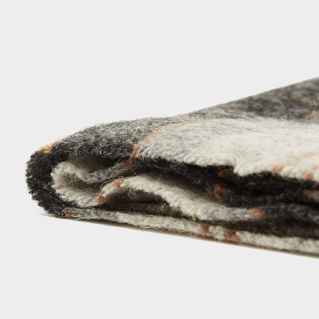 Adults Tartan Lambswool Scarf Greystone