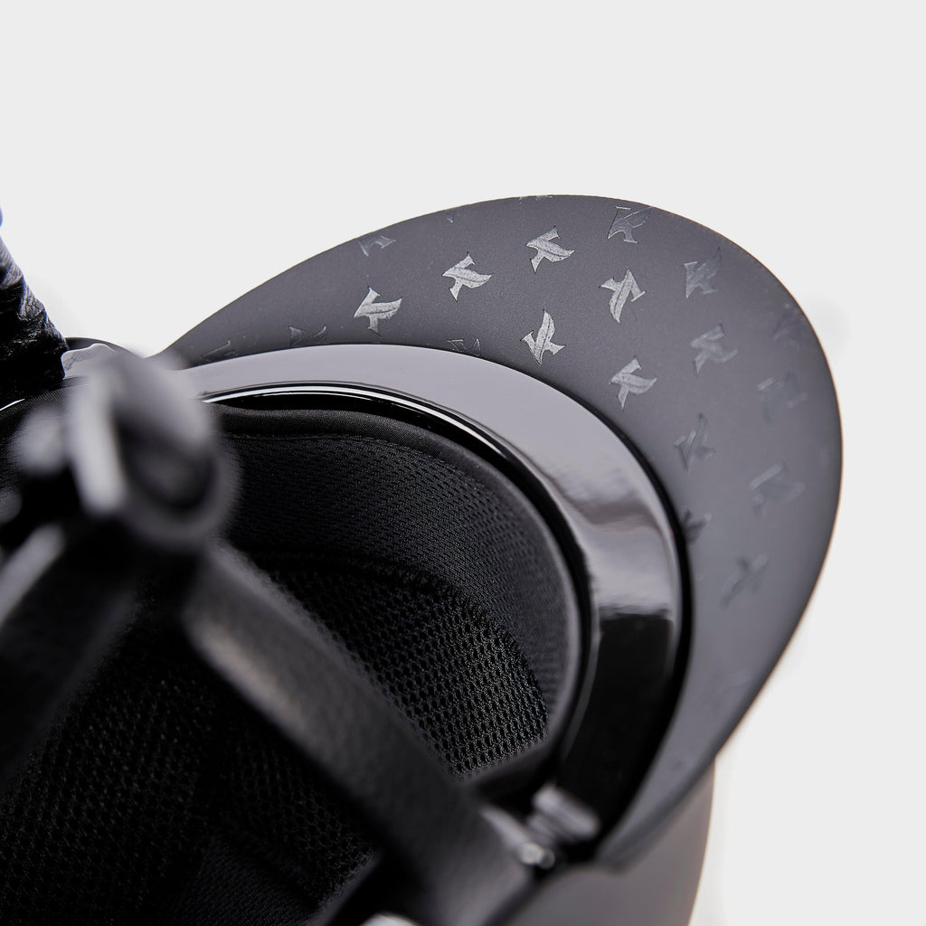 Avena Riding Hat Black