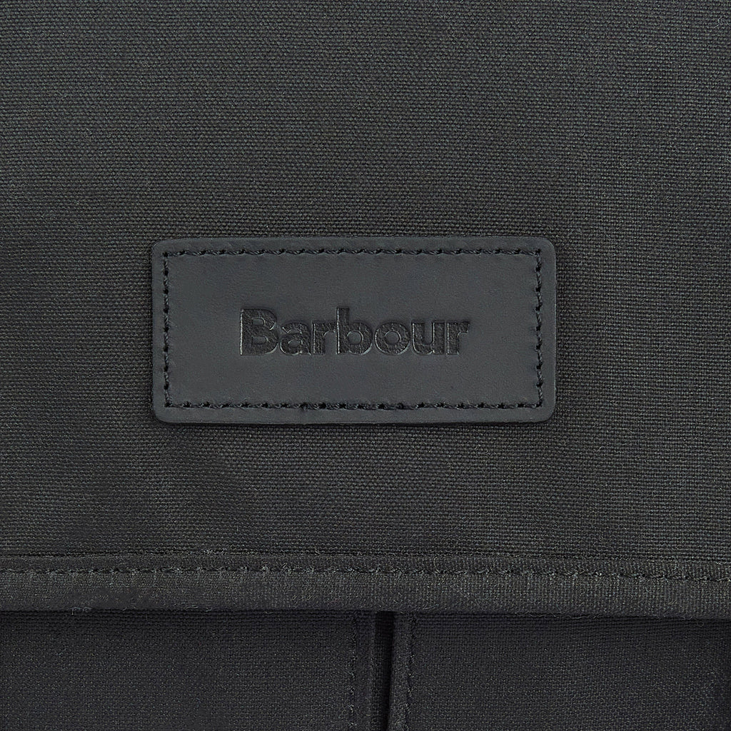 Essential Wax Messenger Bag Black