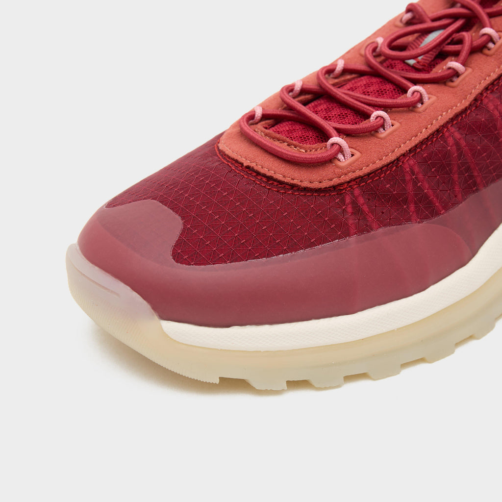 Womens Travel Trainer Pink