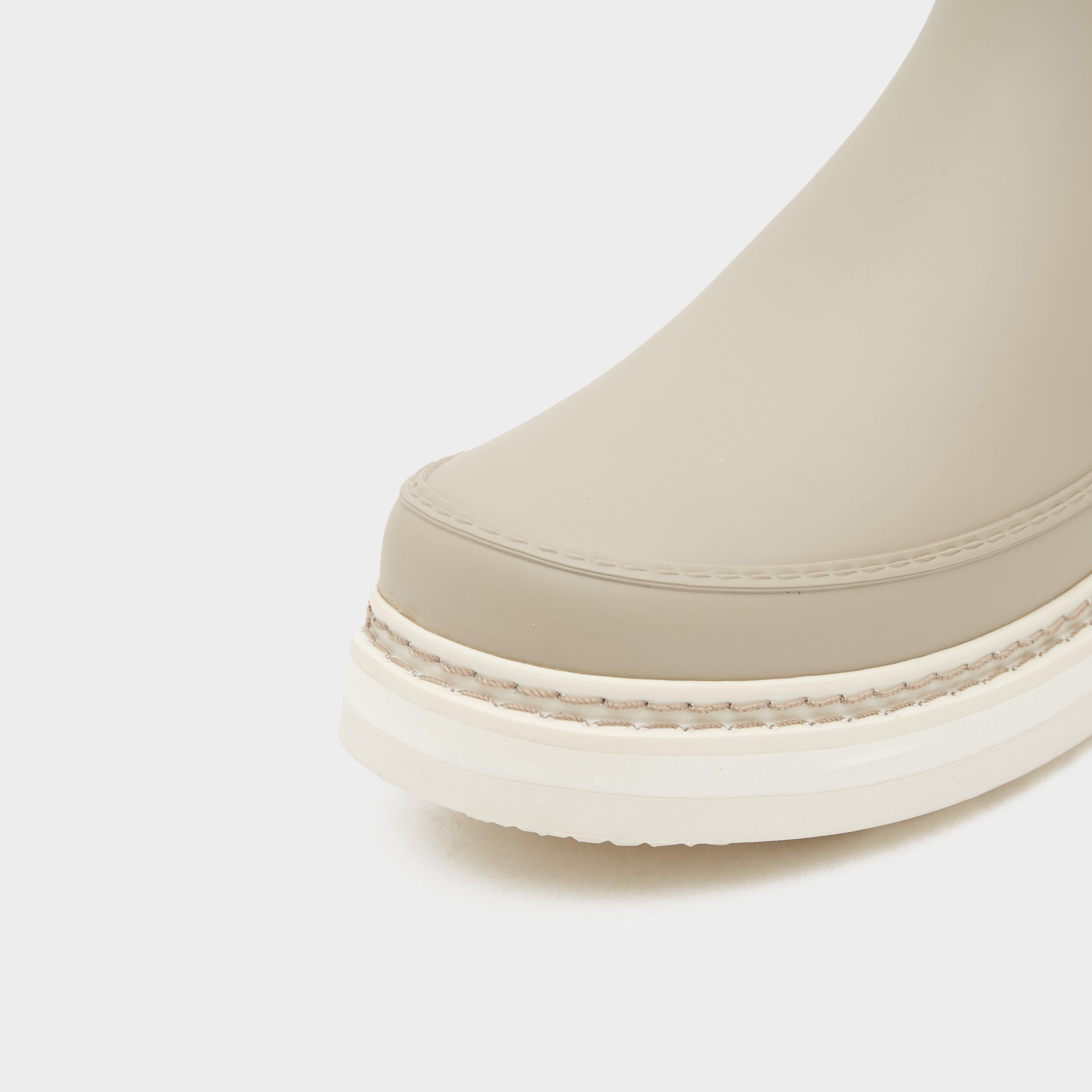 Womens Refined Stitch Detail Chelsea Wellington Boots Skimming Stone/White