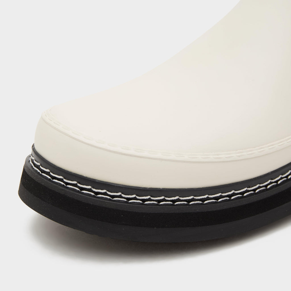 Womens Refined Stitch Detail Chelsea Wellington Boots White